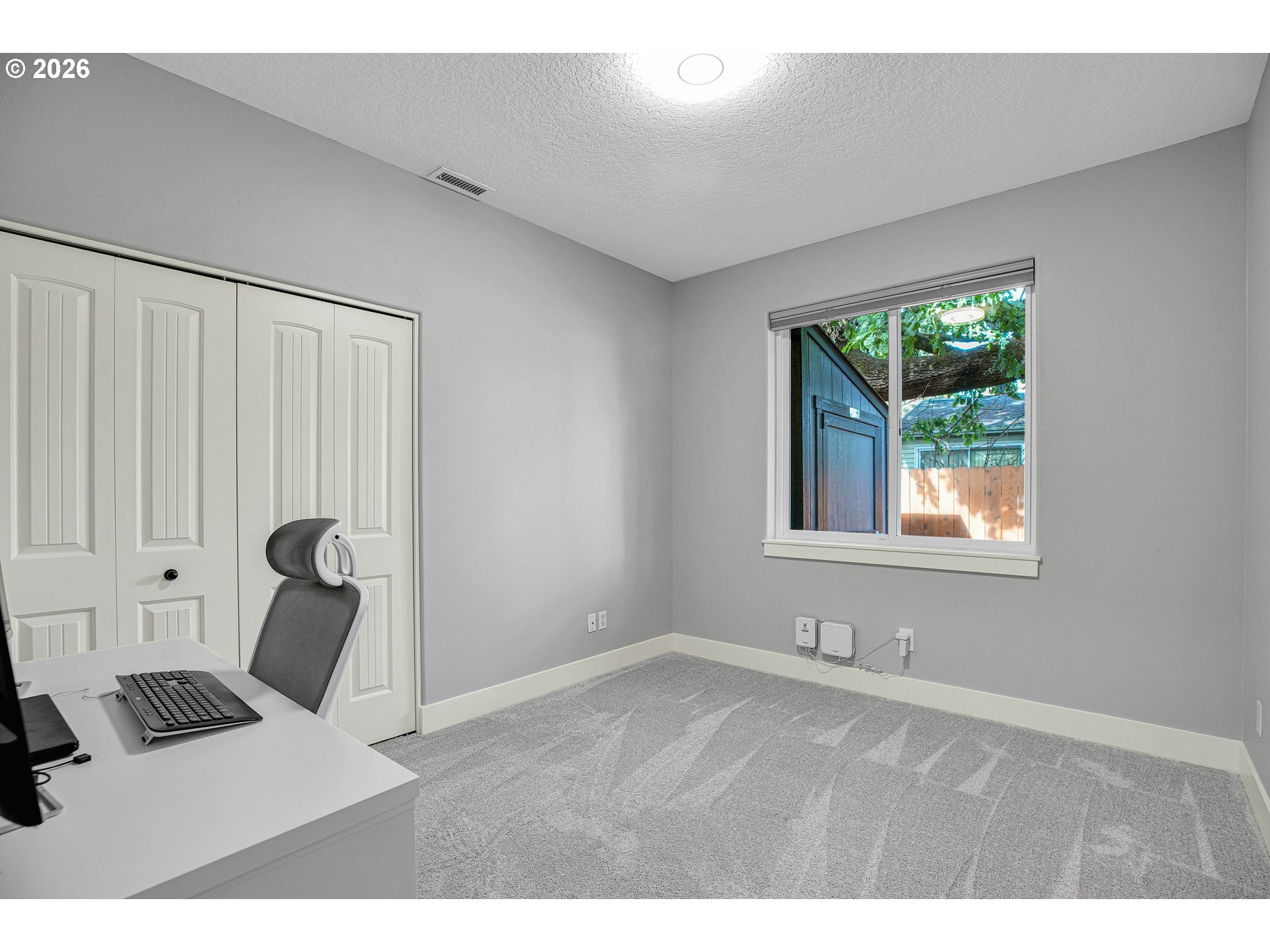 property viewer photo 23