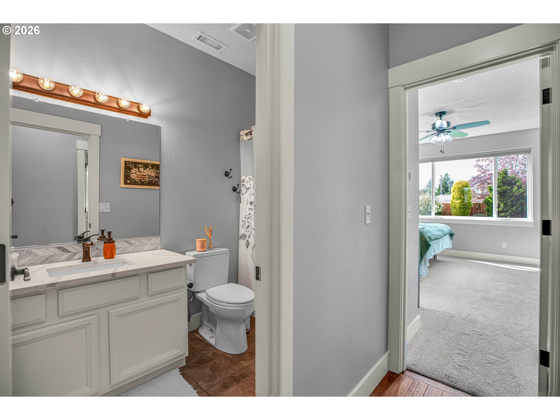 property viewer photo 25