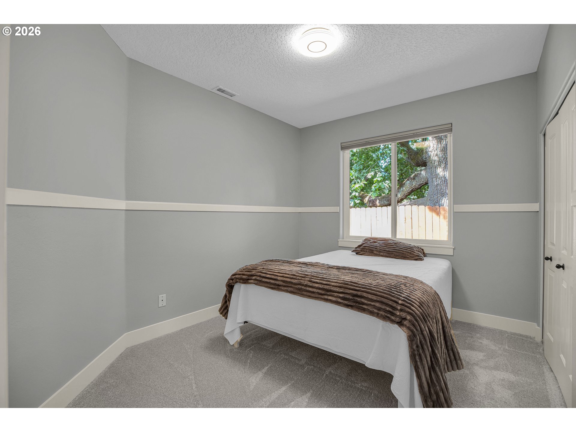 property viewer photo 27