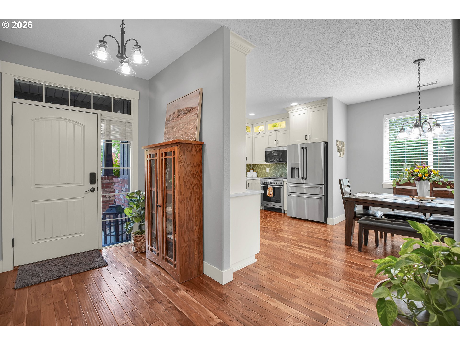 property viewer photo 3