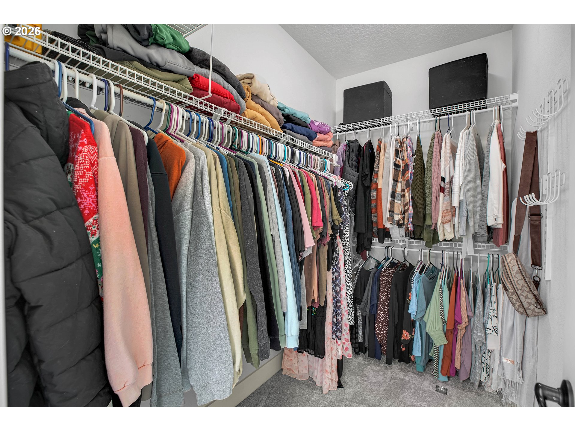 property viewer photo 32