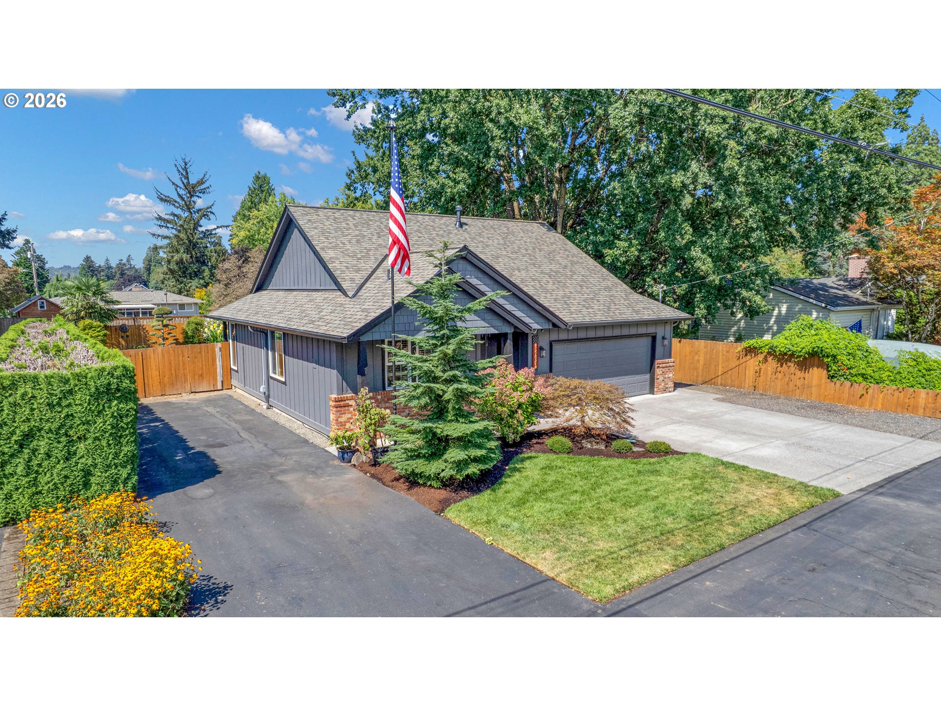 property viewer photo 40