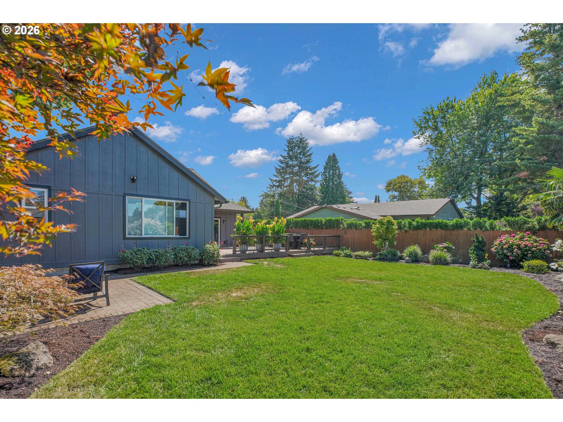 property viewer photo 42