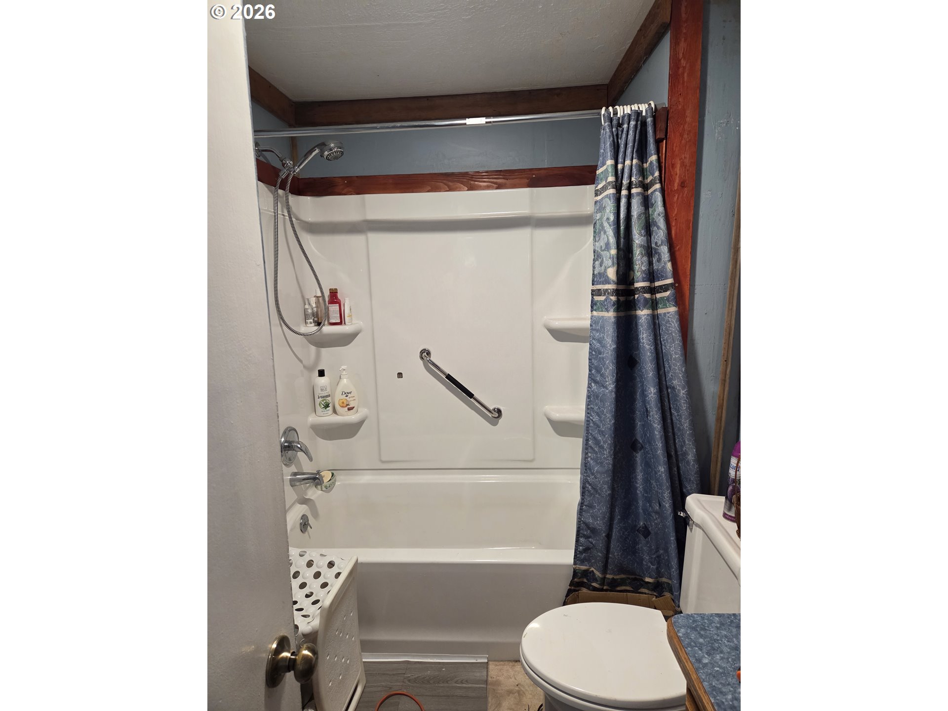 main property photo 14