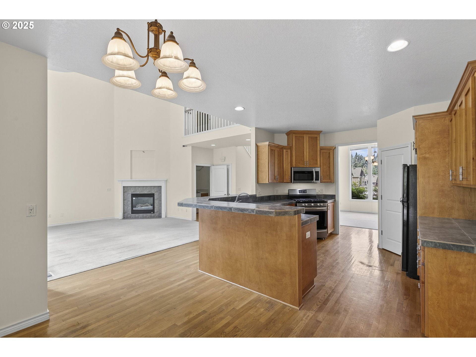 property viewer photo 8