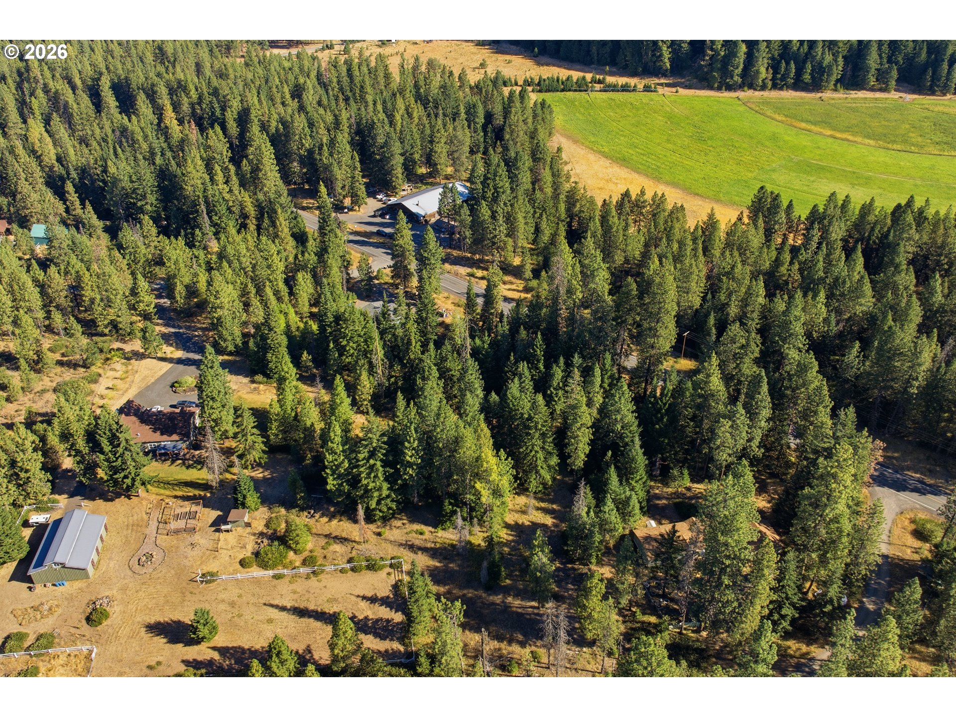 main property photo 40