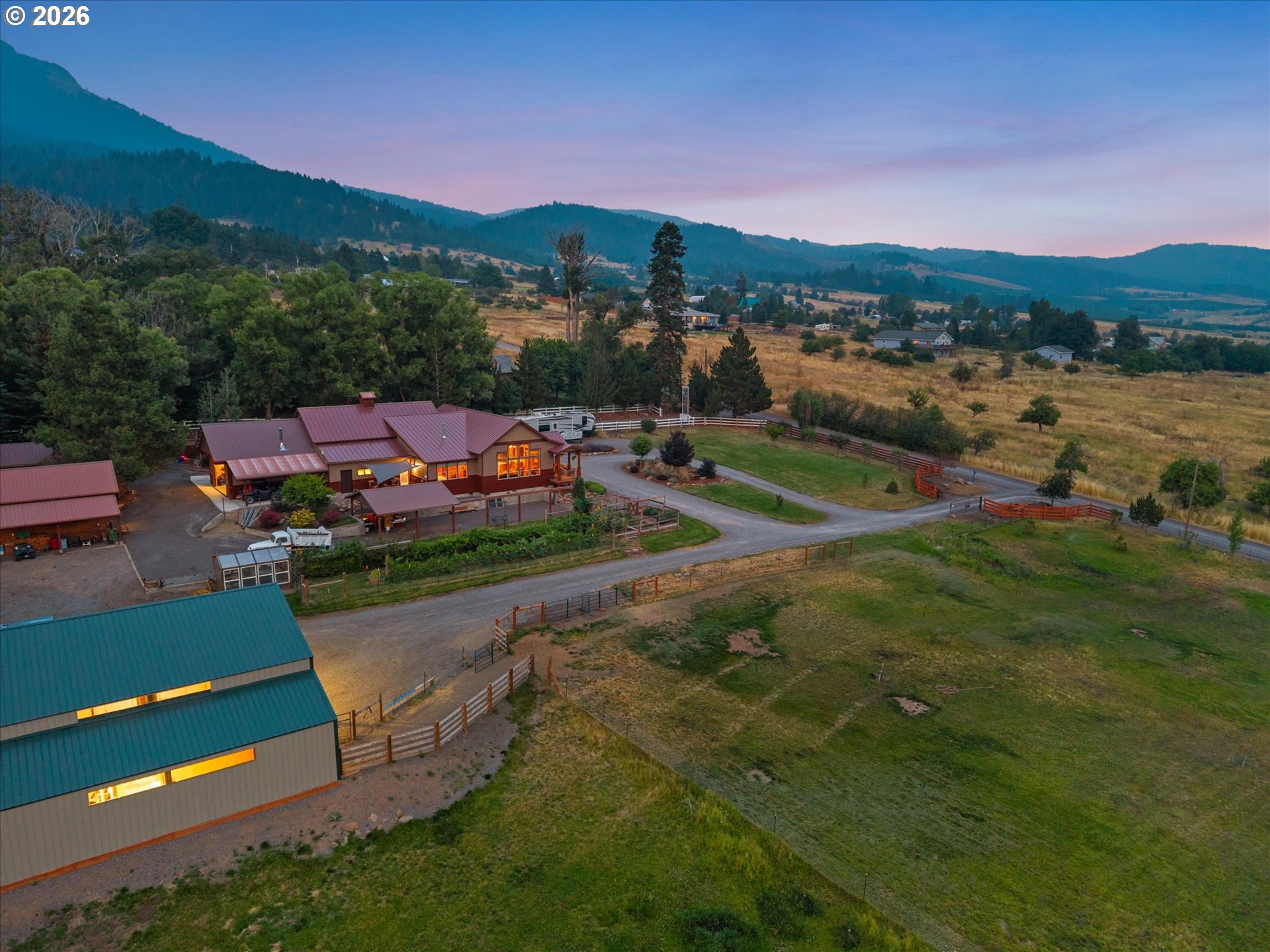 main property photo 36