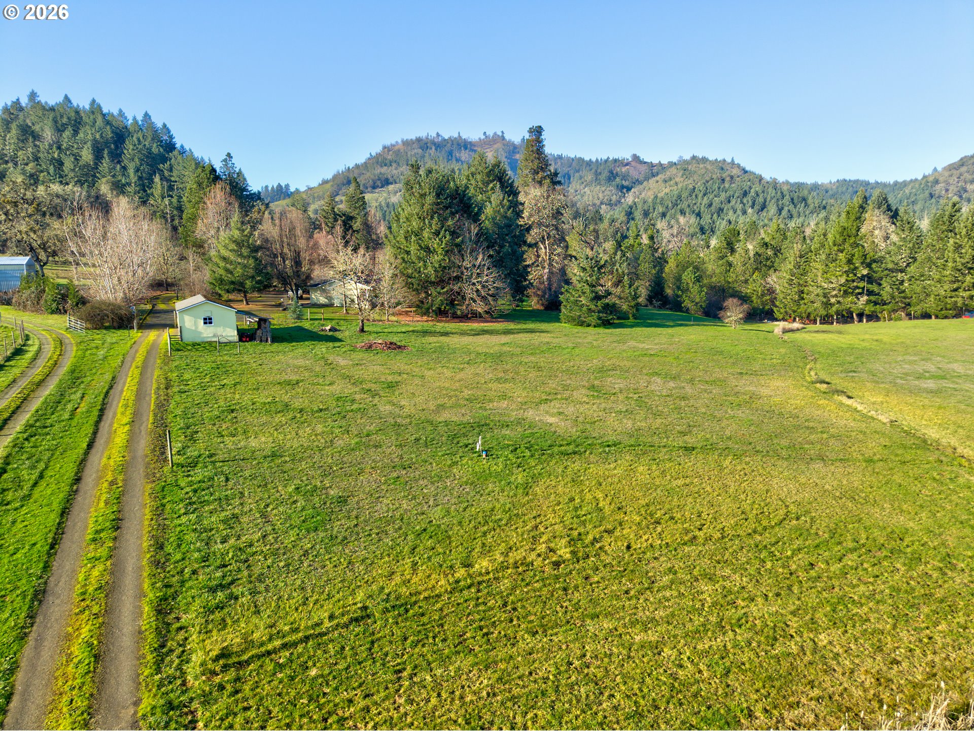 main property photo 41