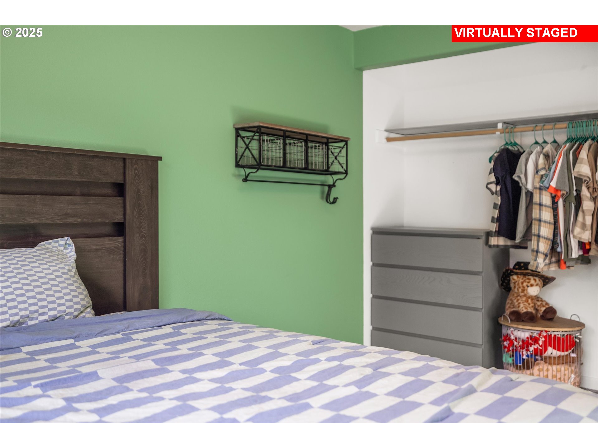 property viewer photo 20