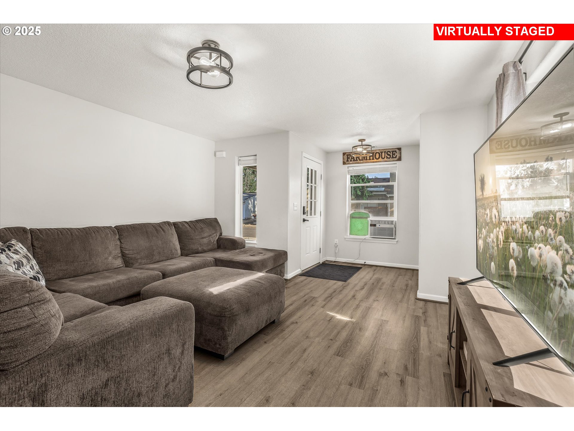 property viewer photo 4