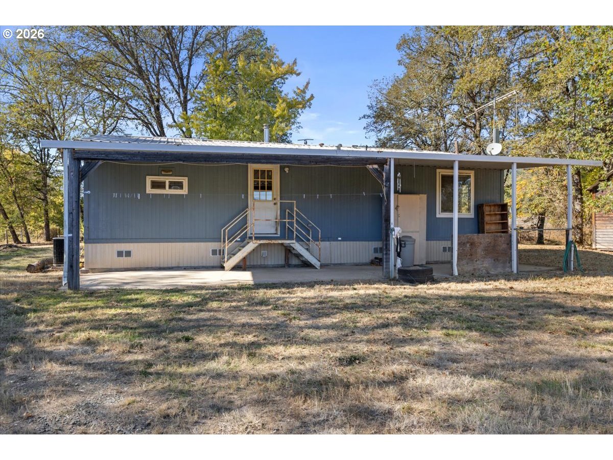 main property photo 18