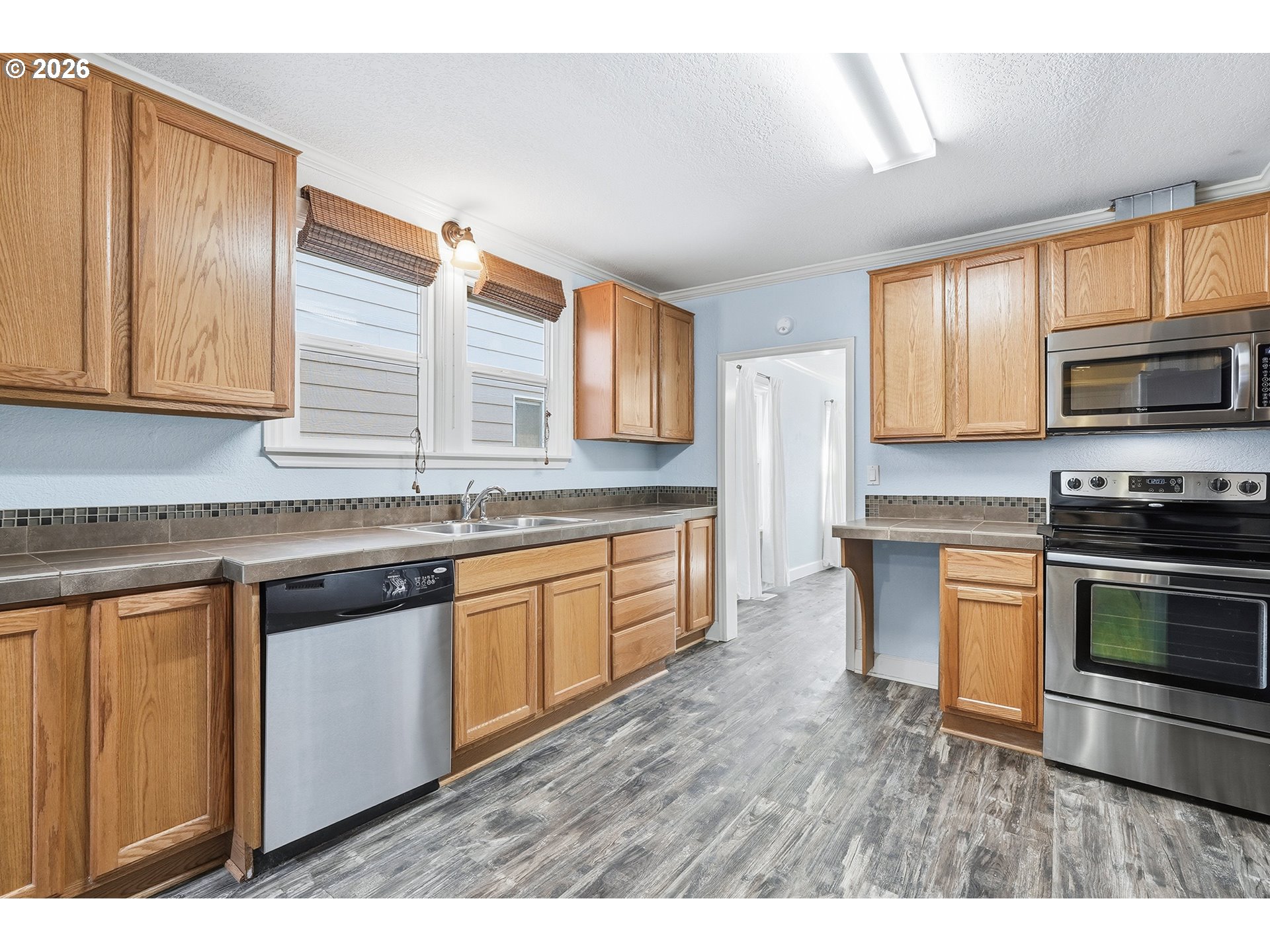 property viewer photo 10