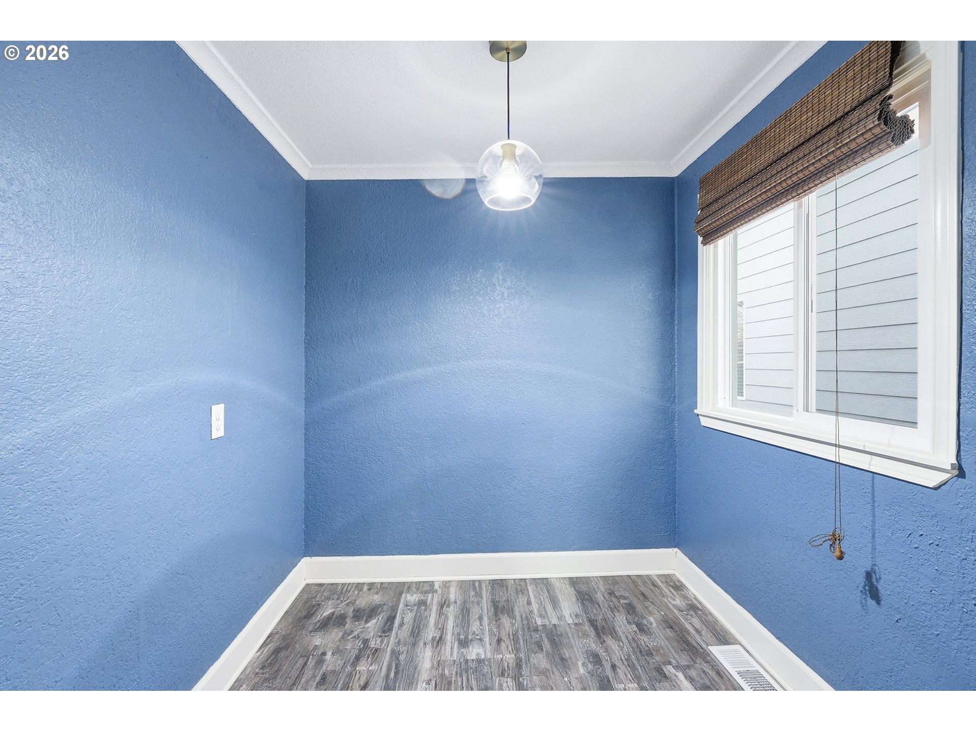 property viewer photo 13