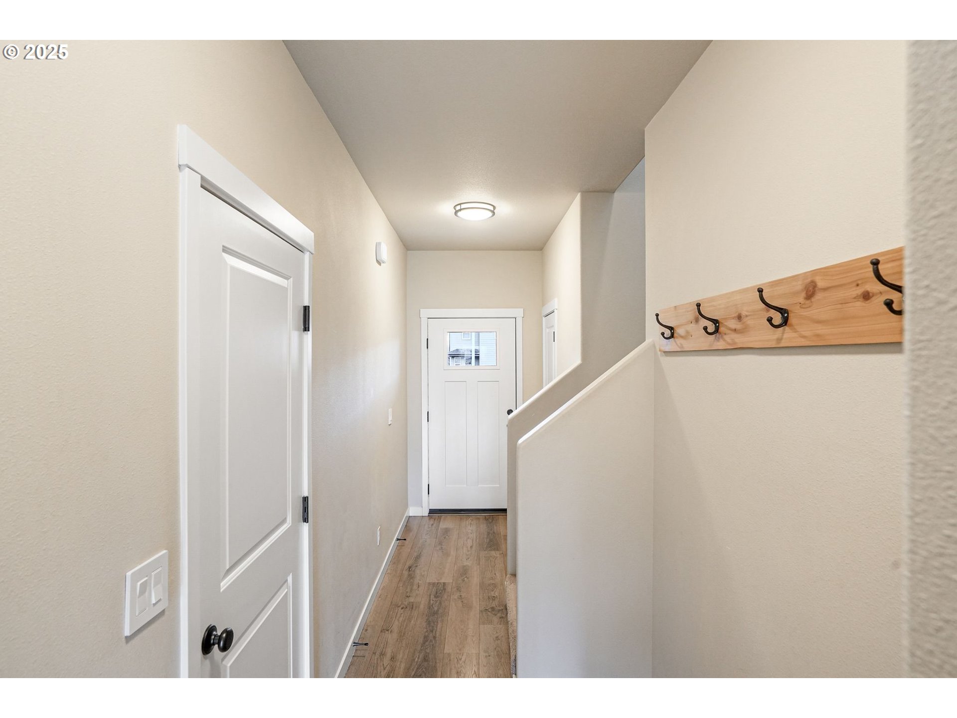 property viewer photo 15
