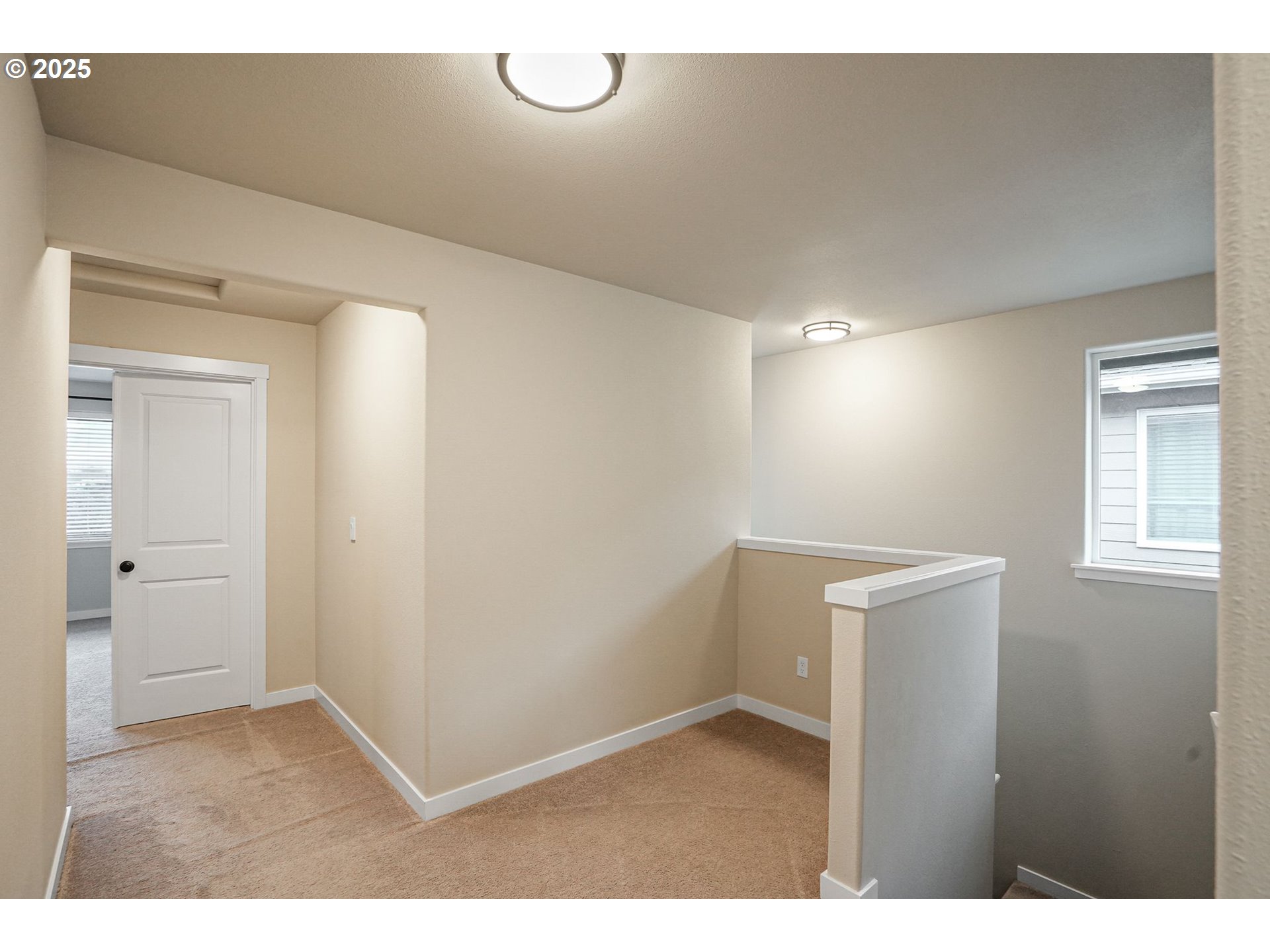 property viewer photo 19
