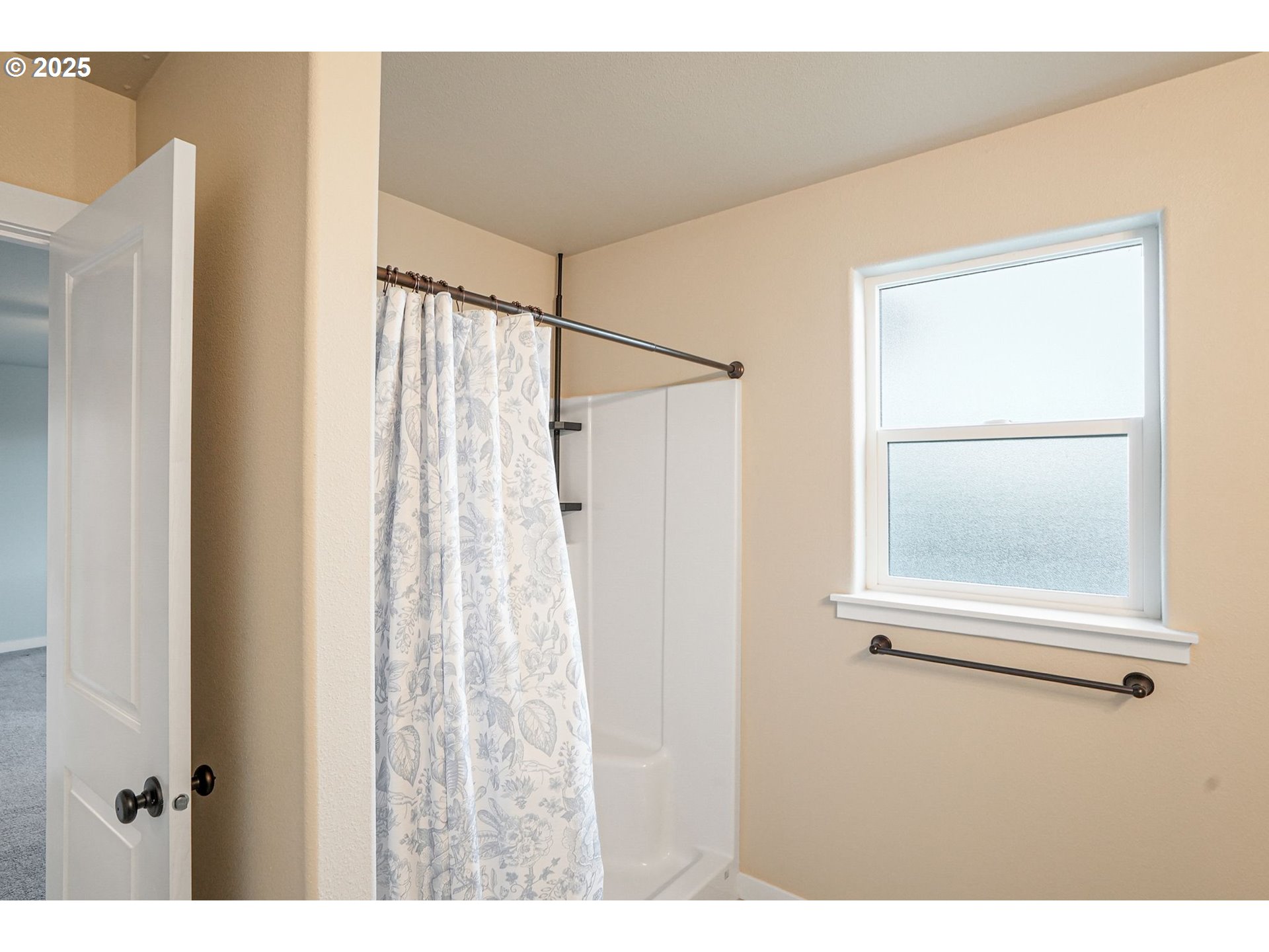 property viewer photo 28