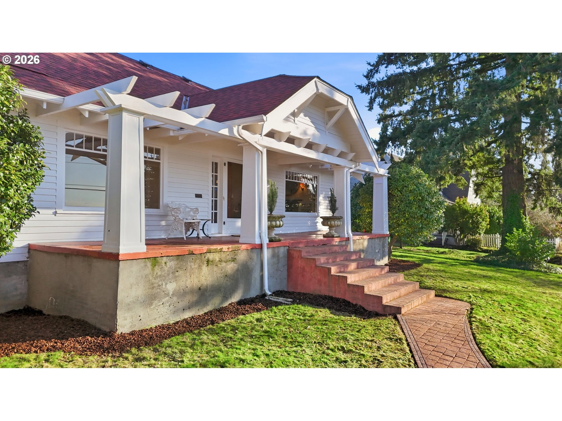 property viewer photo 1