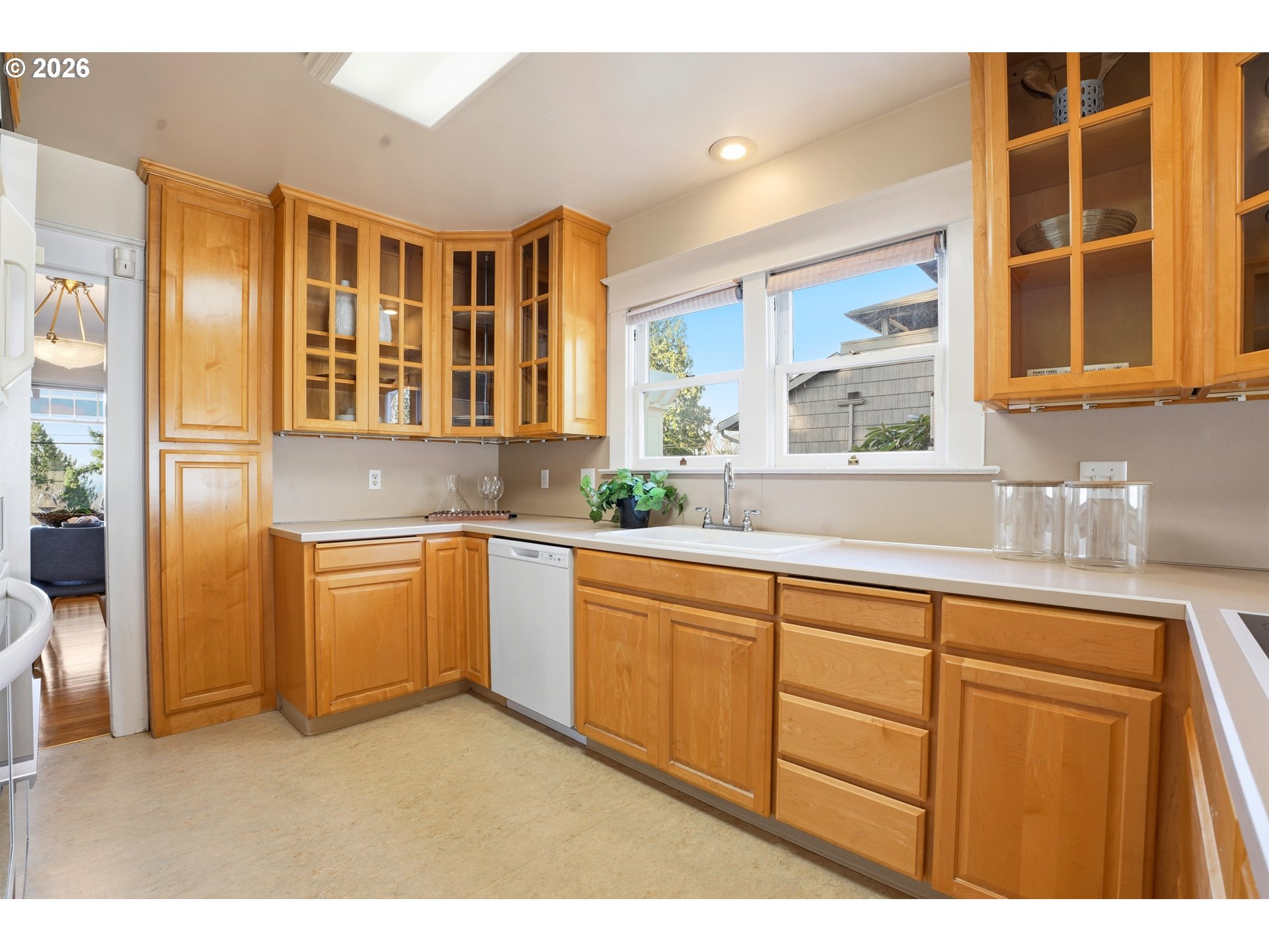 property viewer photo 10