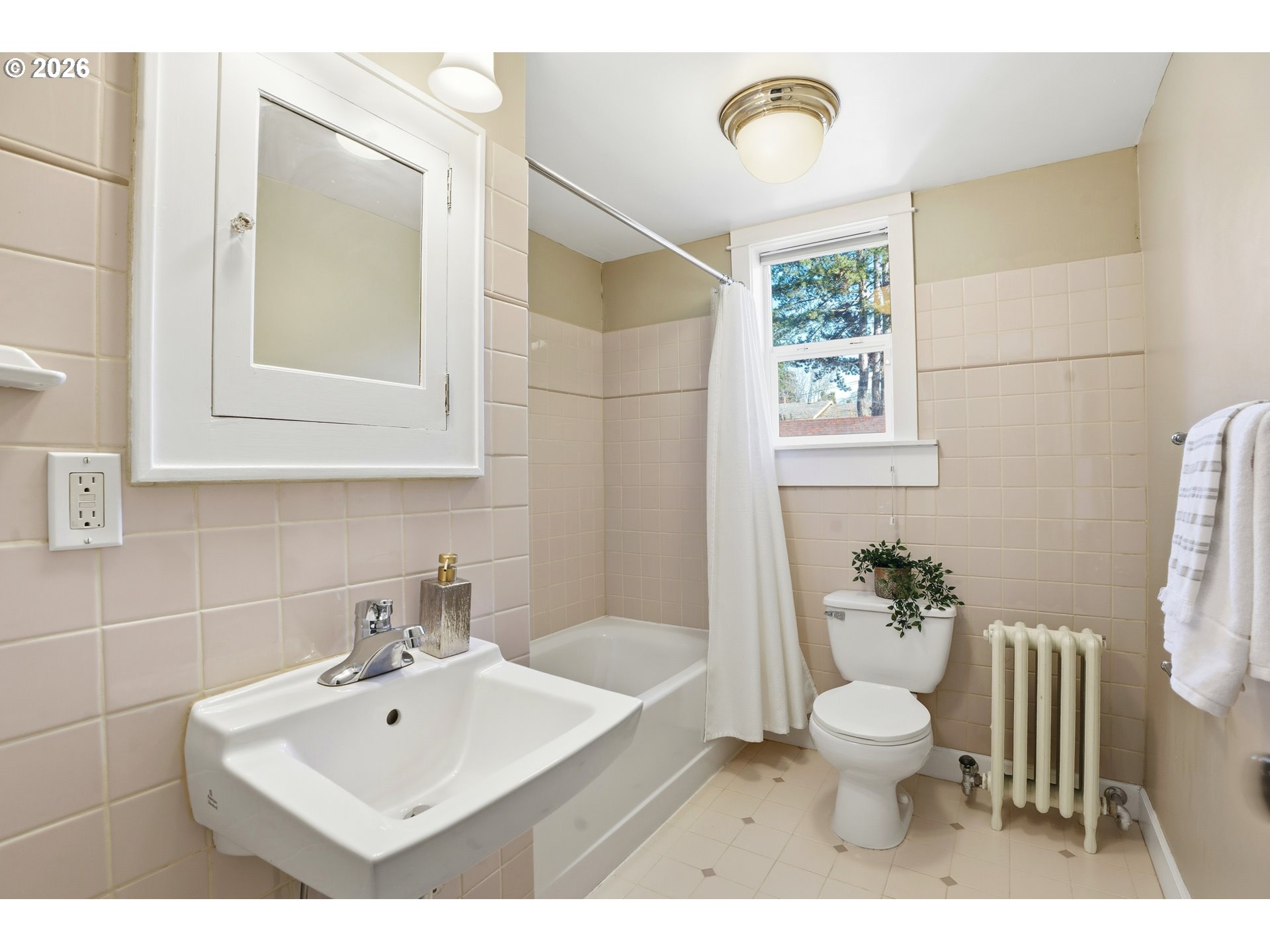property viewer photo 22