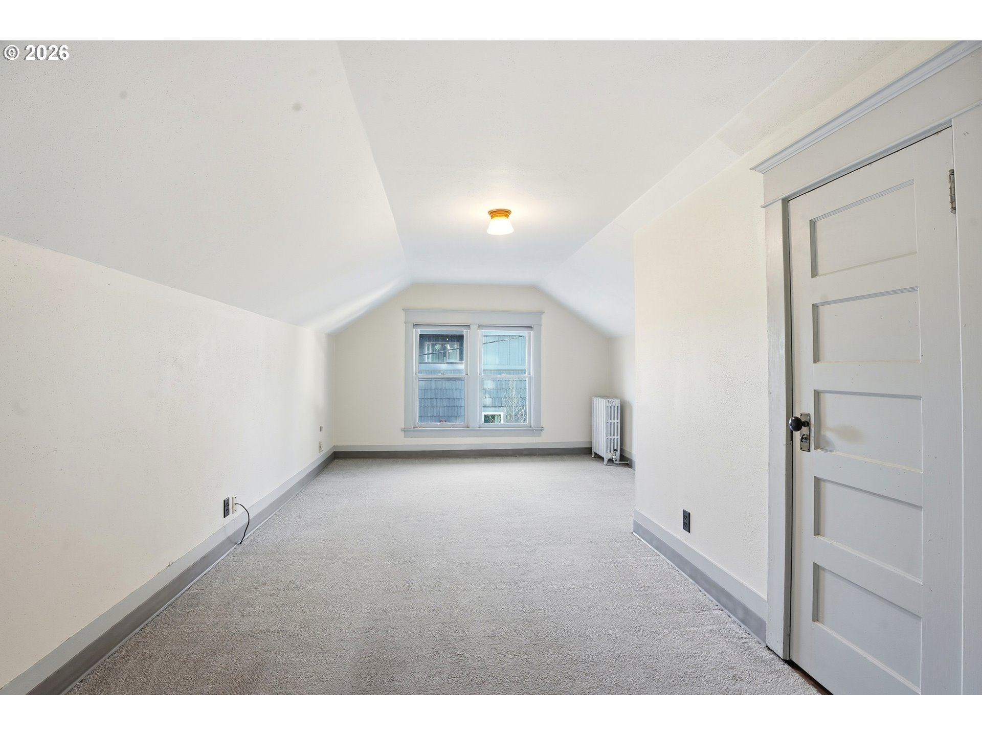property viewer photo 23