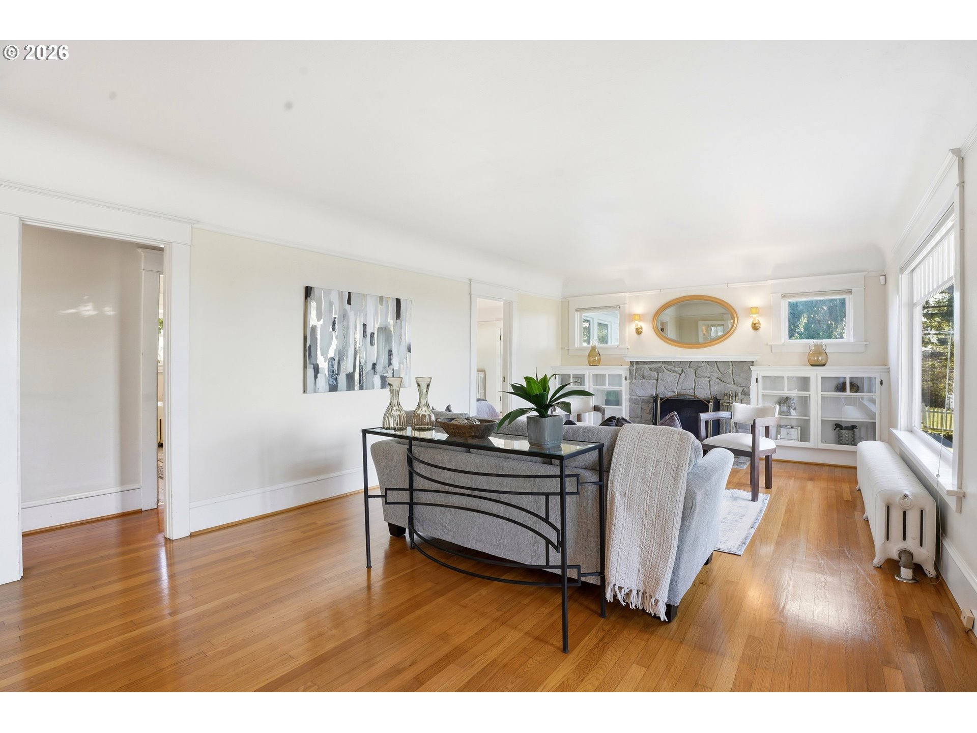 property viewer photo 4