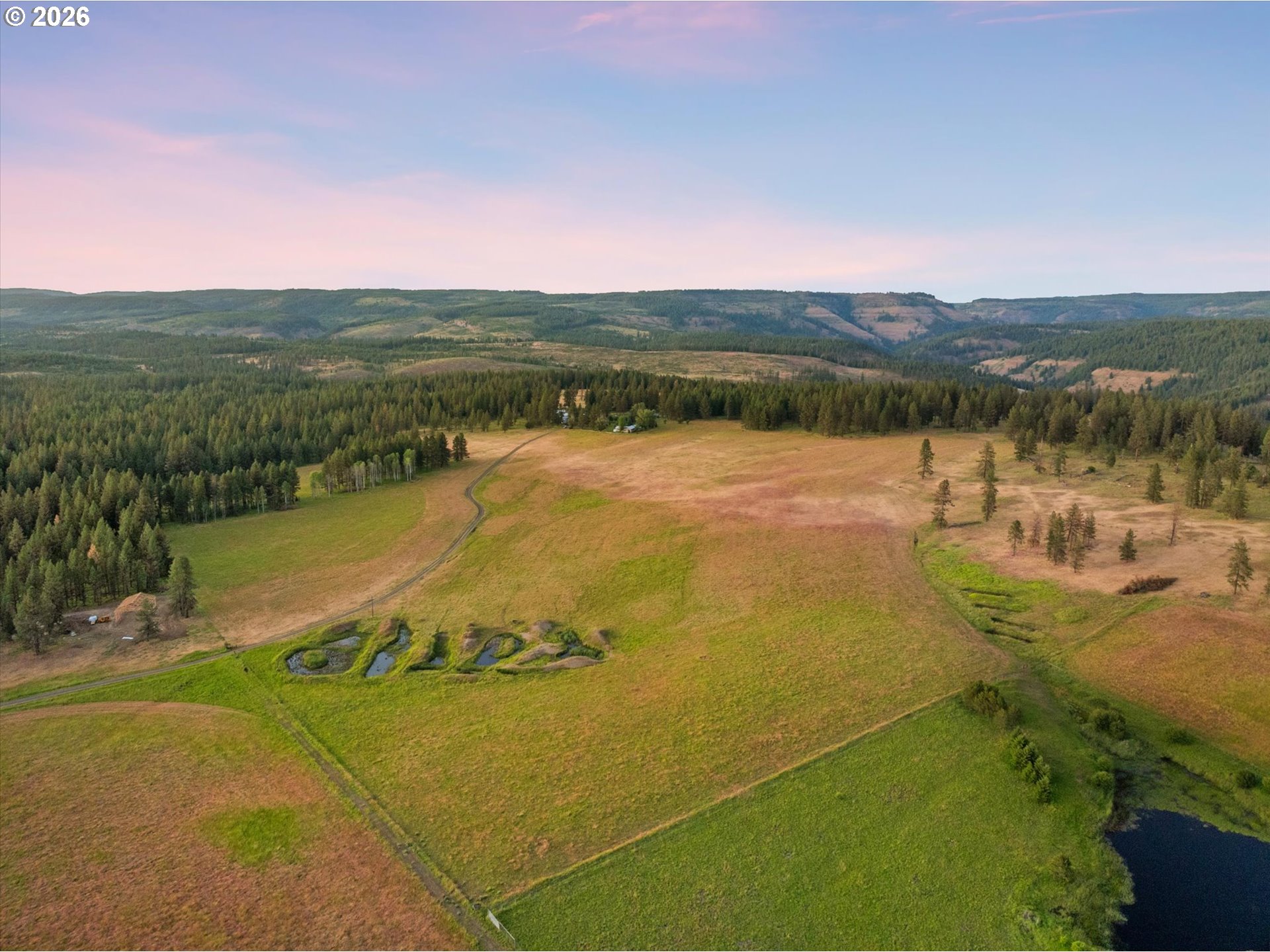 main property photo 8