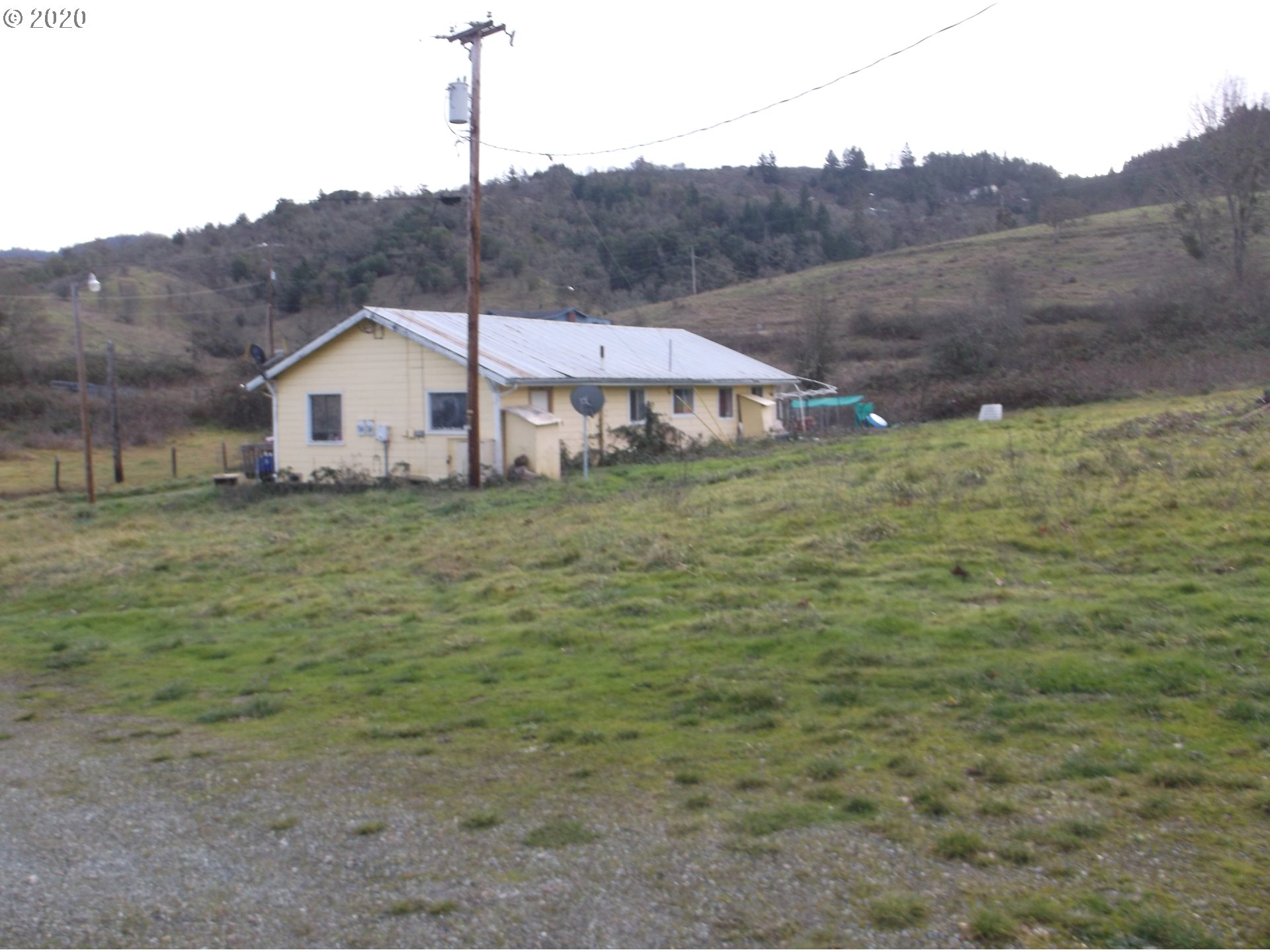 main property photo 17