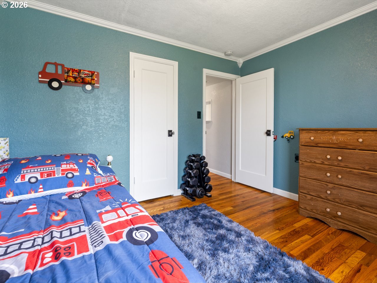 main property photo 4