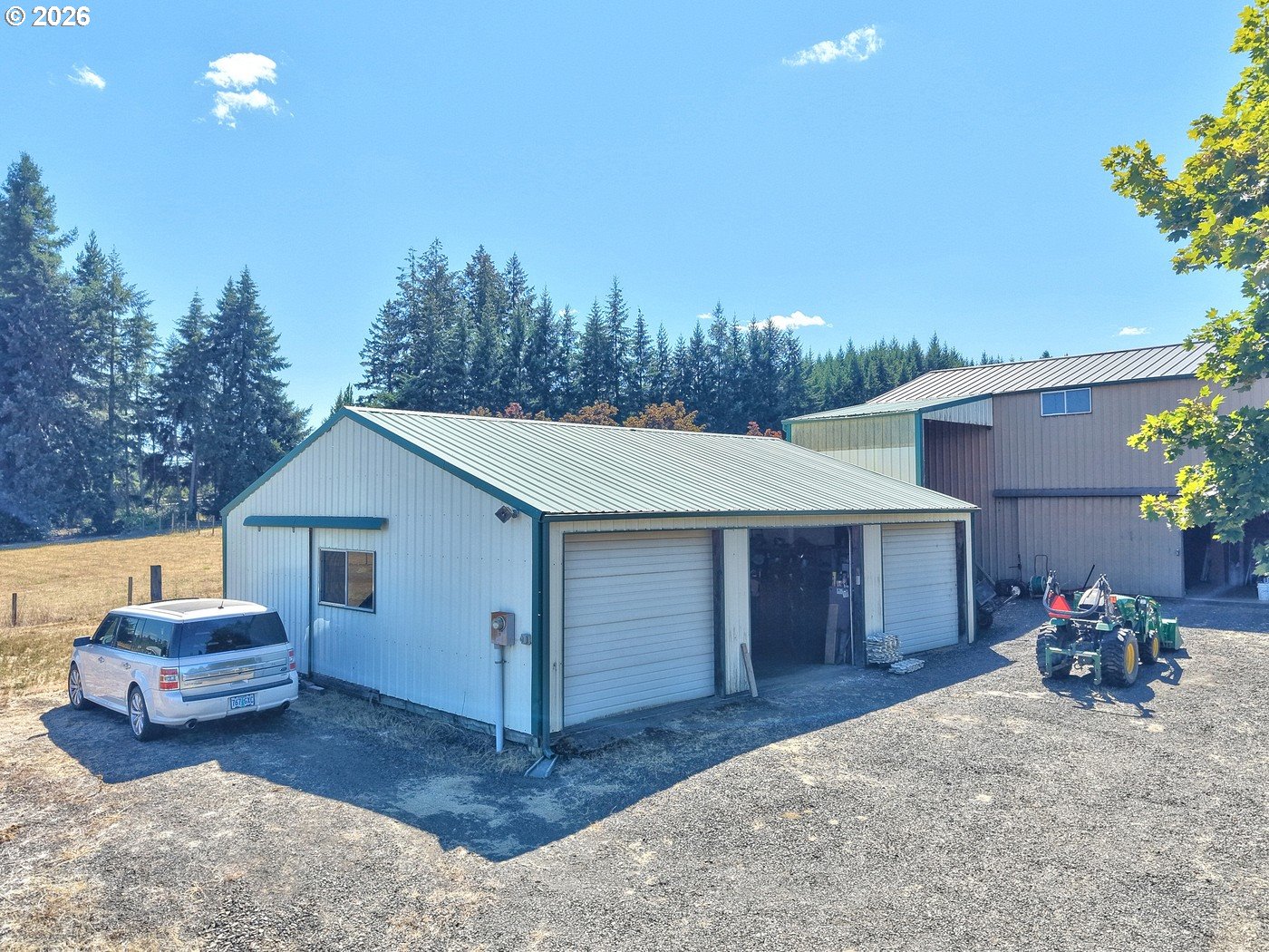 main property photo 36