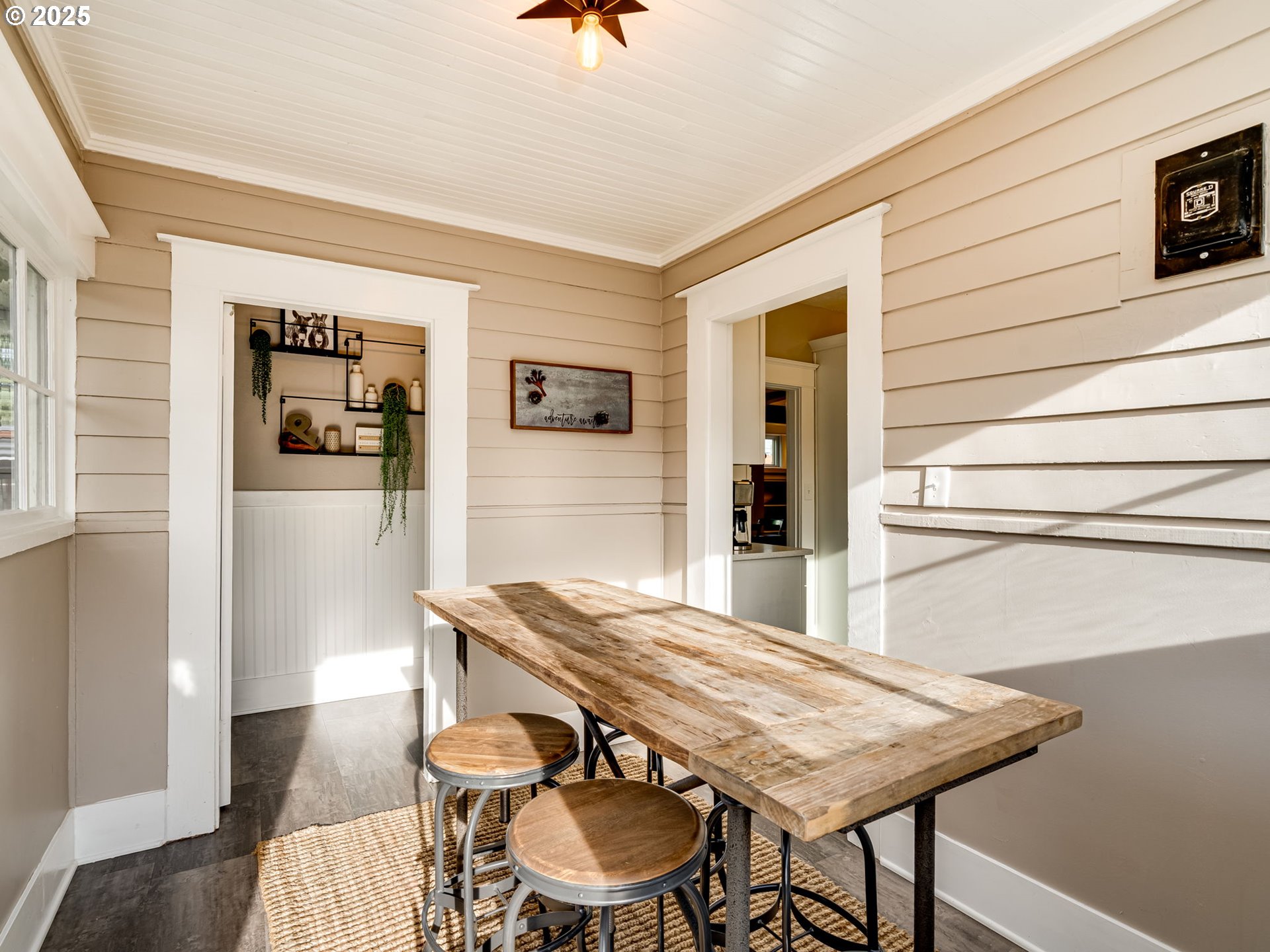 property viewer photo 16