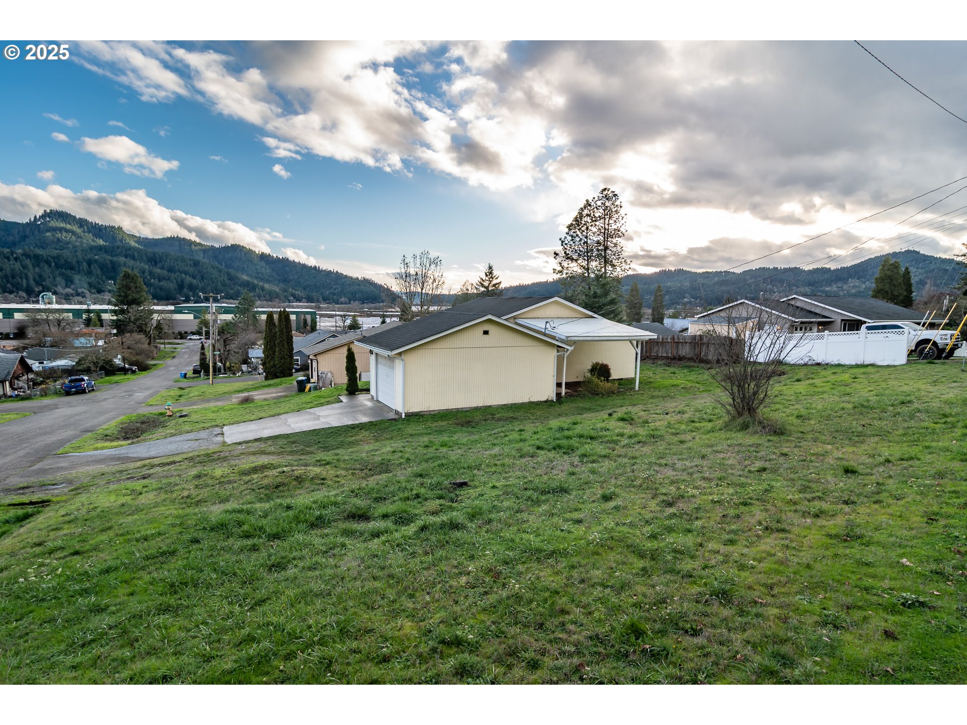 property viewer photo 24