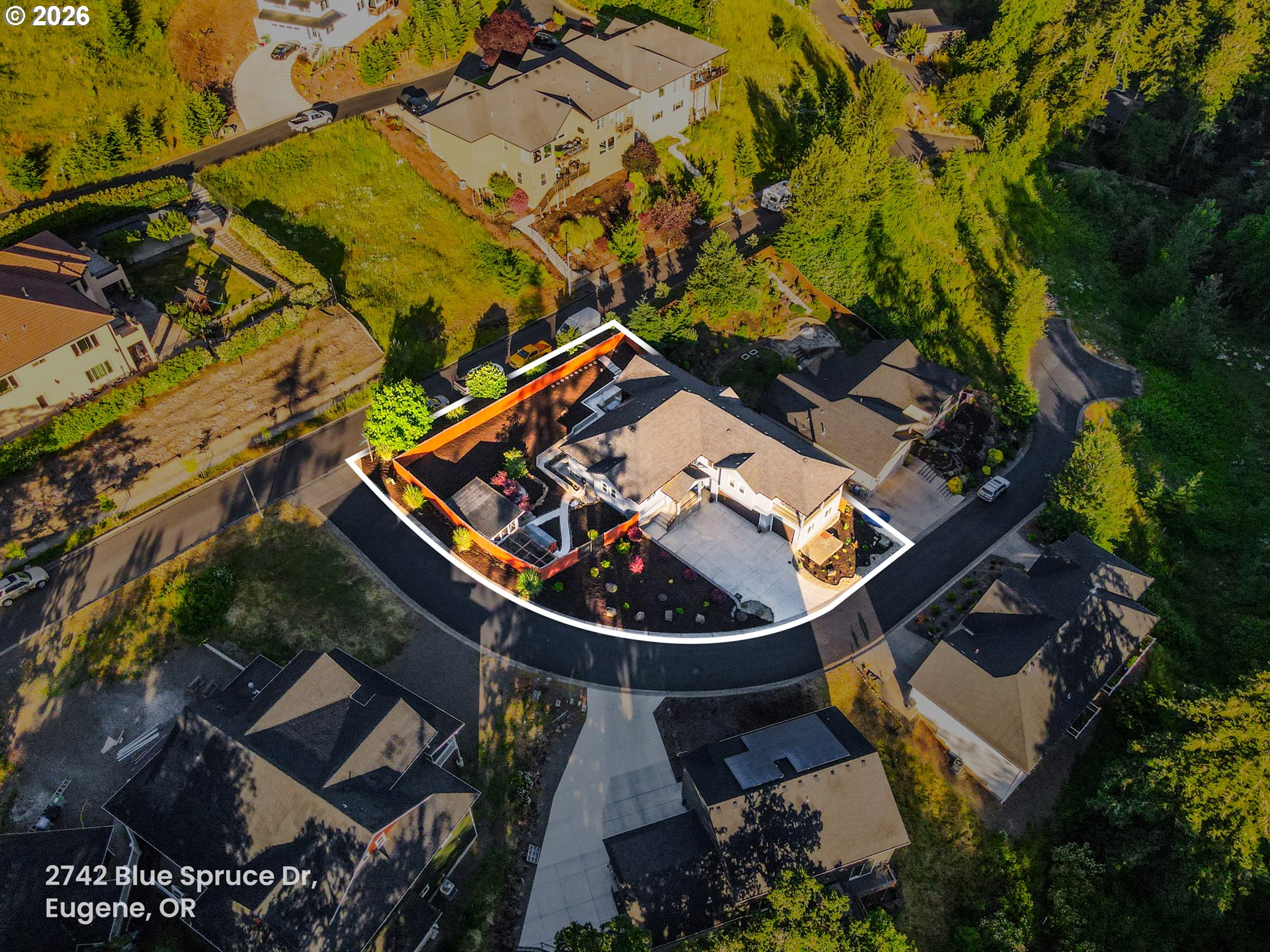 main property photo 40