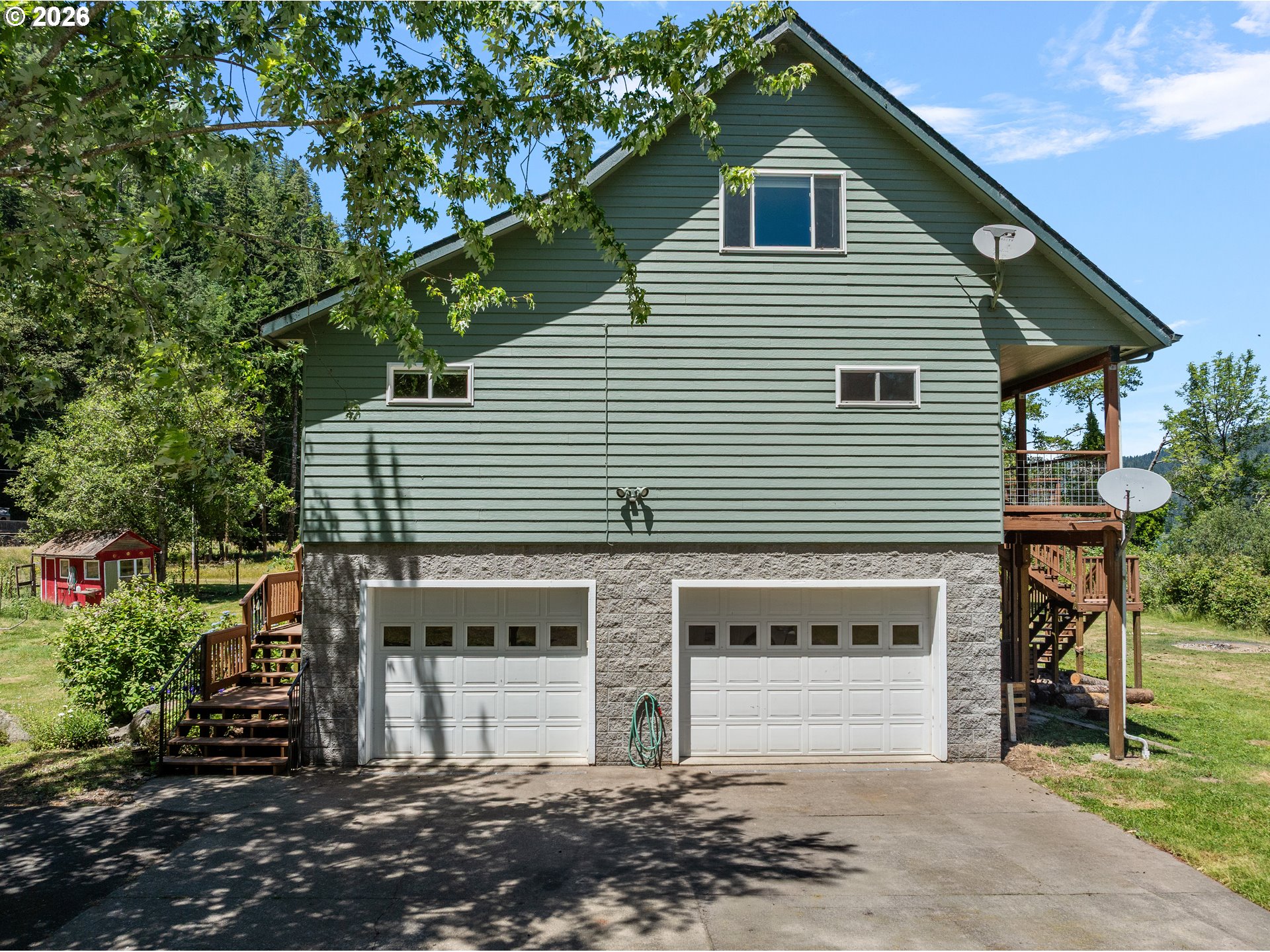 main property photo 2