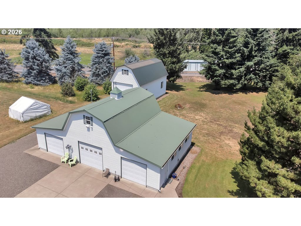 main property photo 43