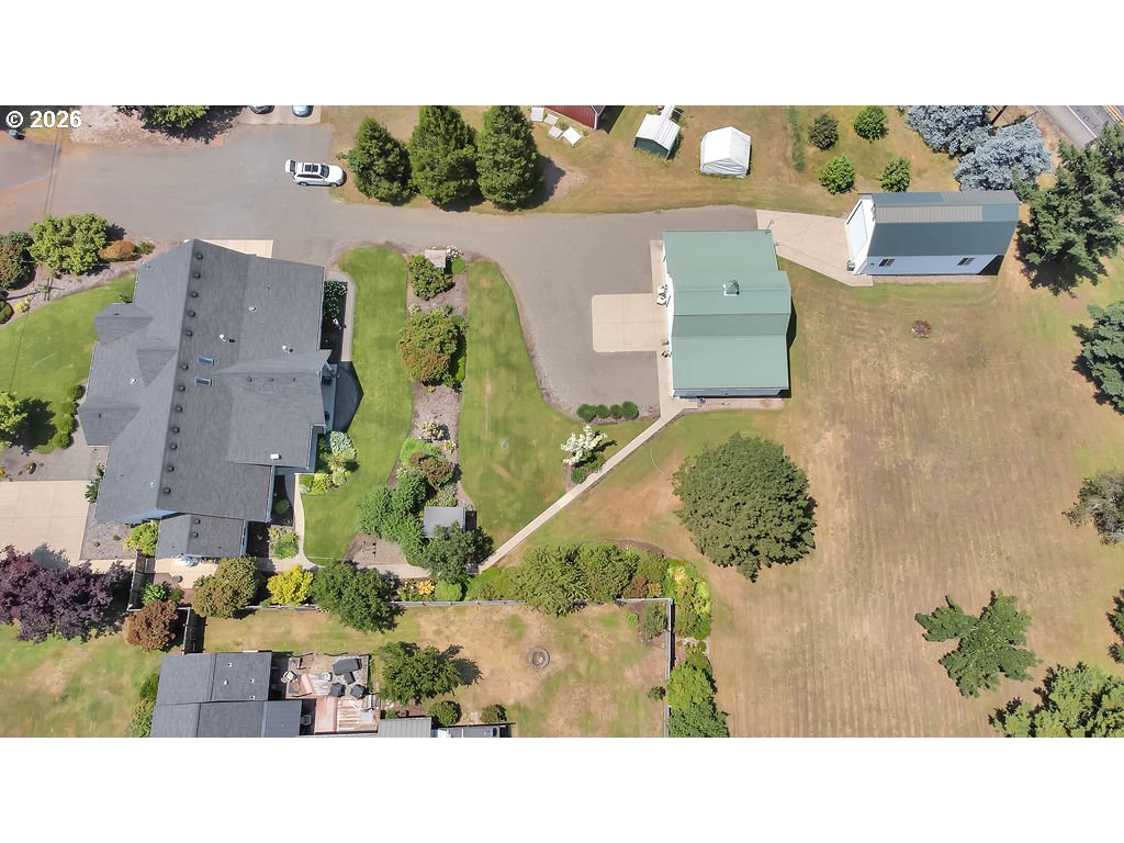 main property photo 47