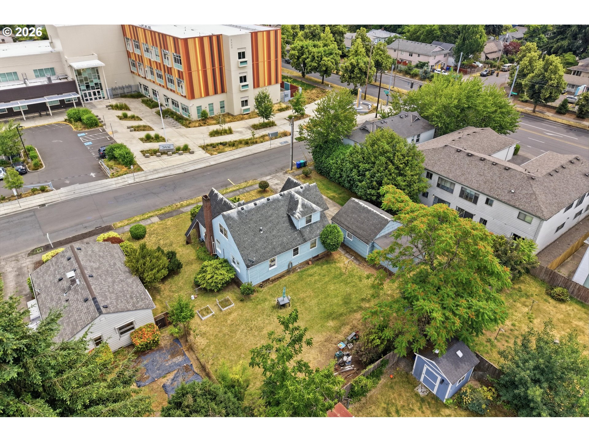 main property photo 36