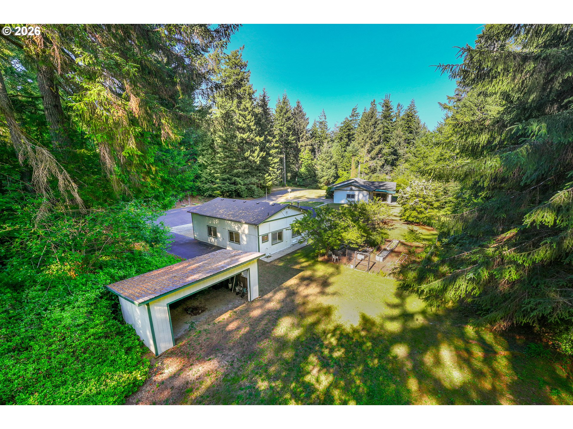 main property photo 43