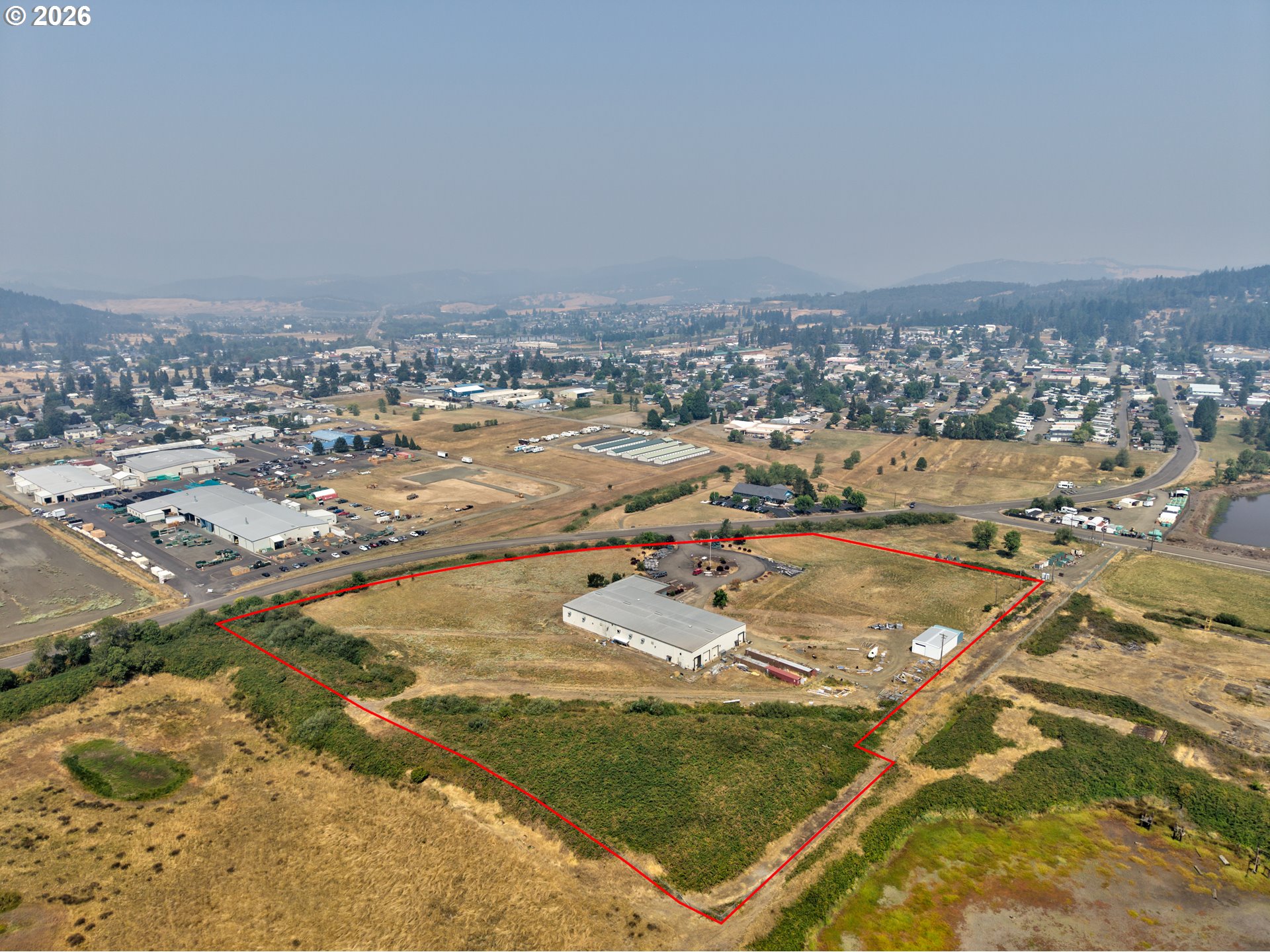main property photo 16