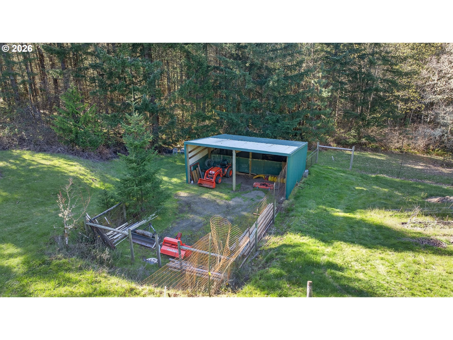 main property photo 34