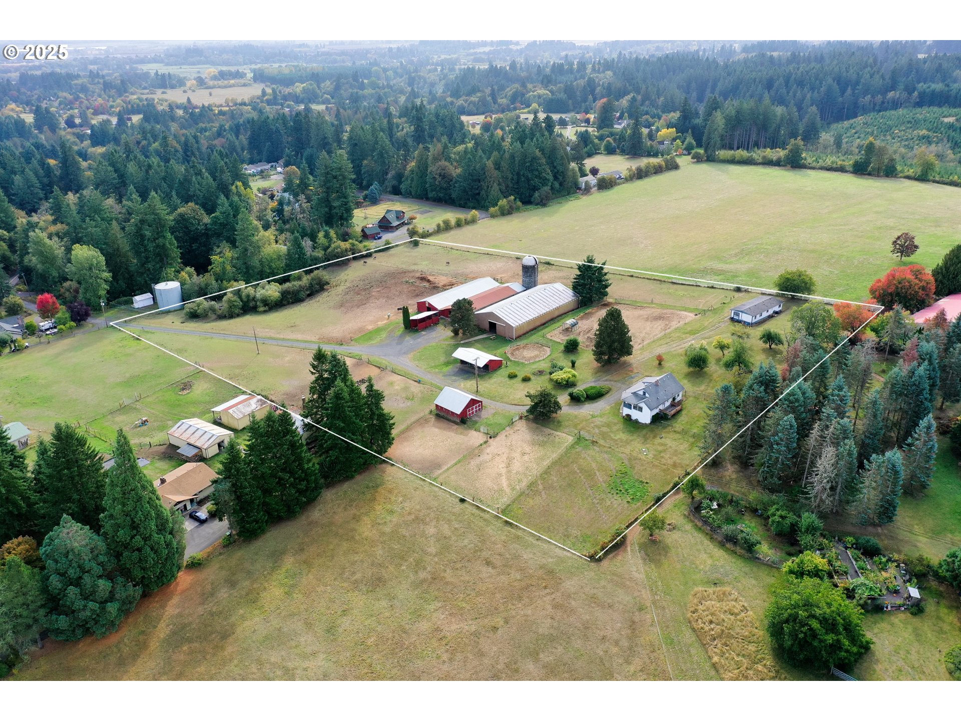 main property photo 35