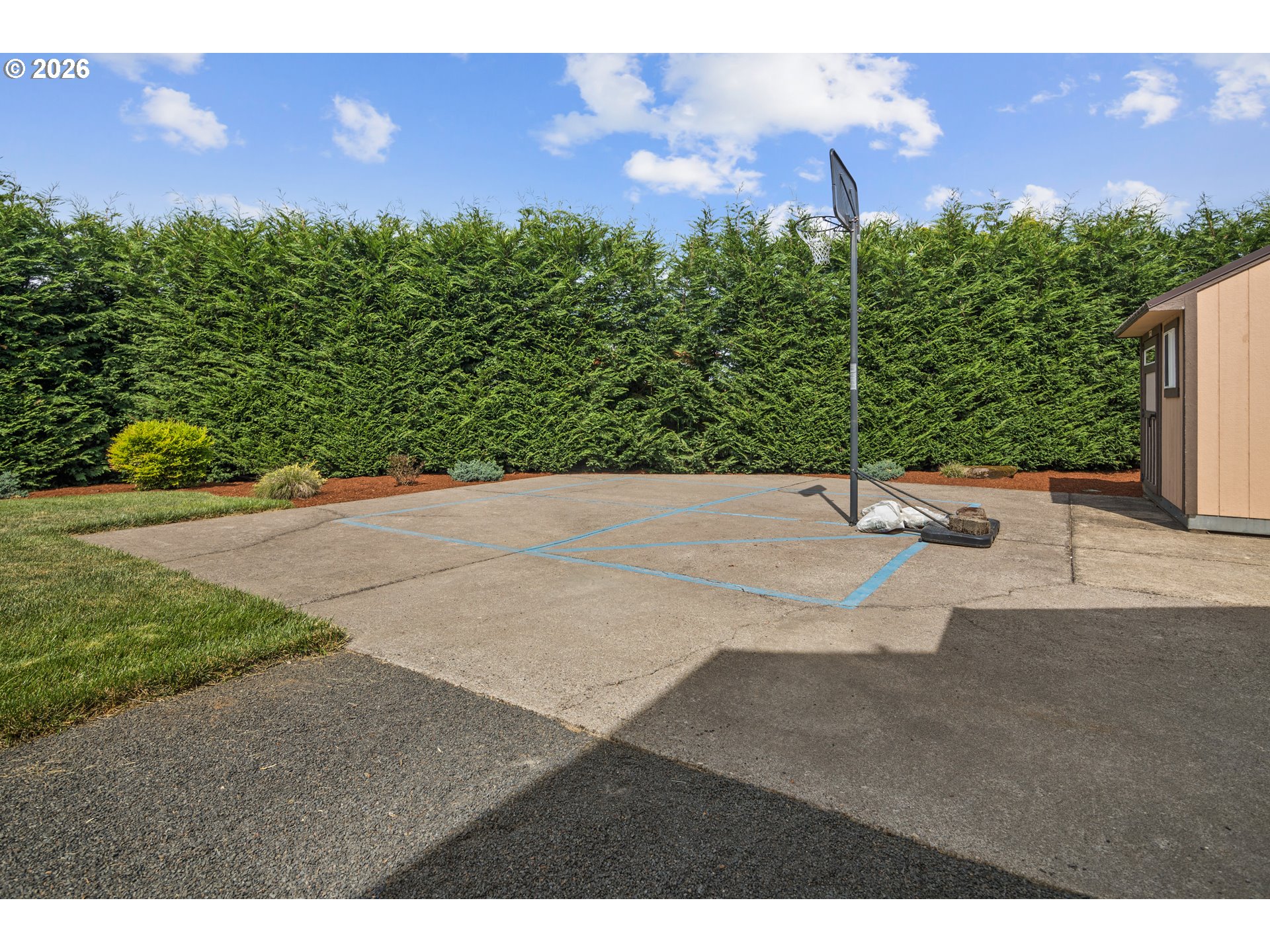 main property photo 32