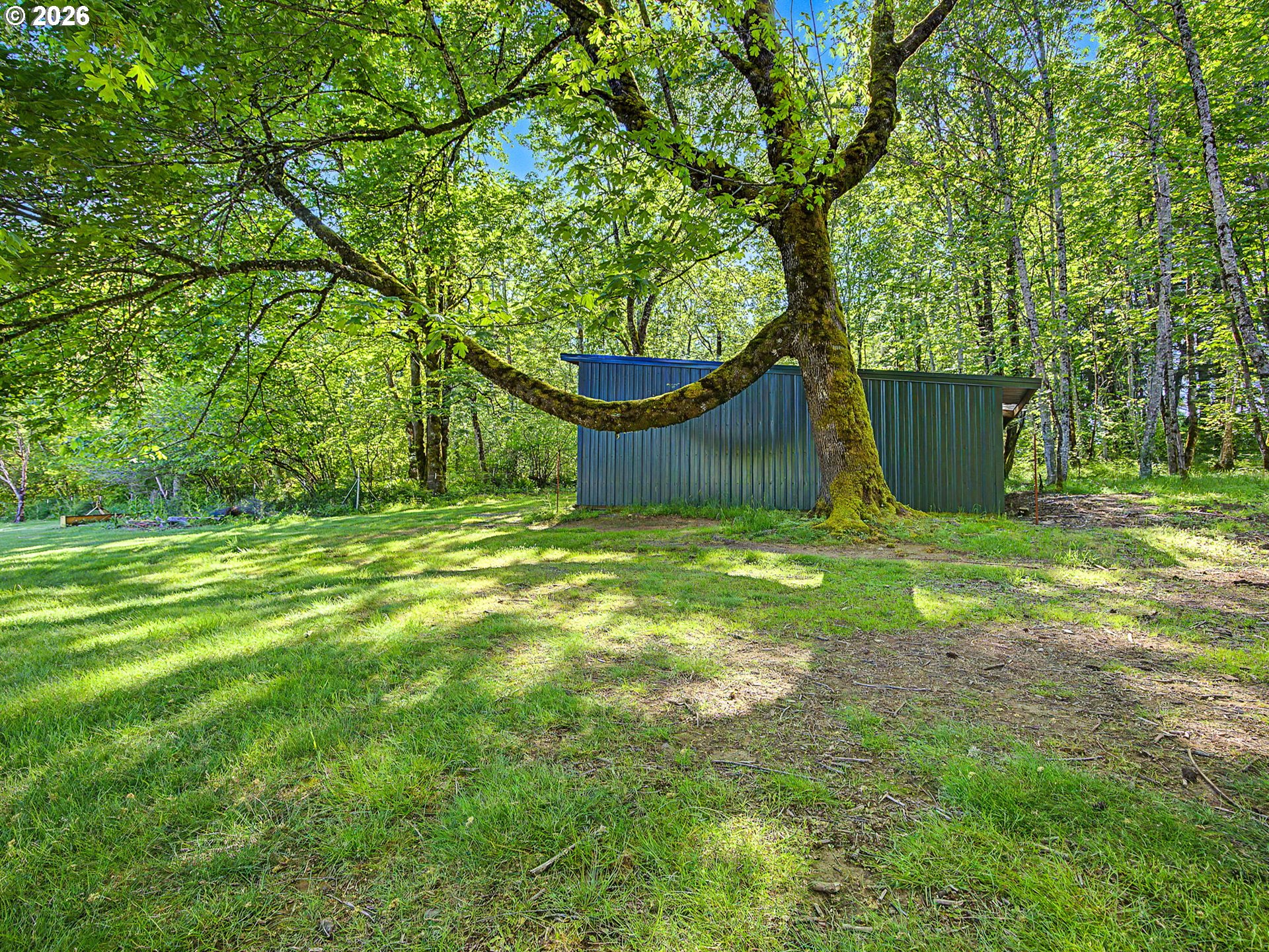 main property photo 34