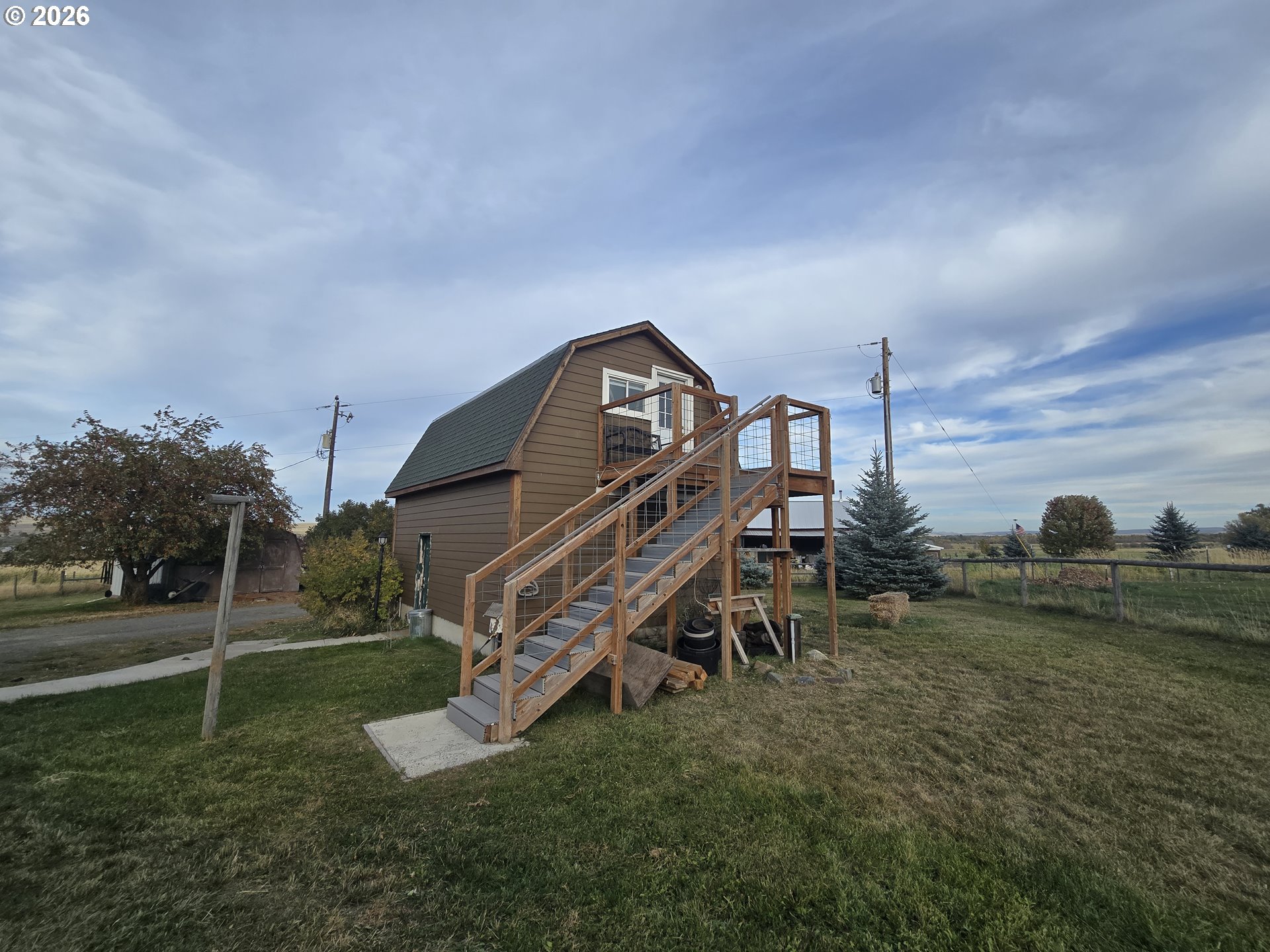 main property photo 10