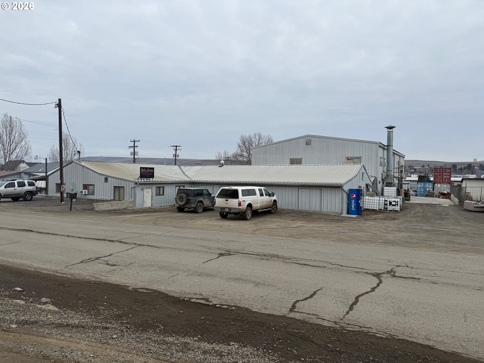 main property photo 7