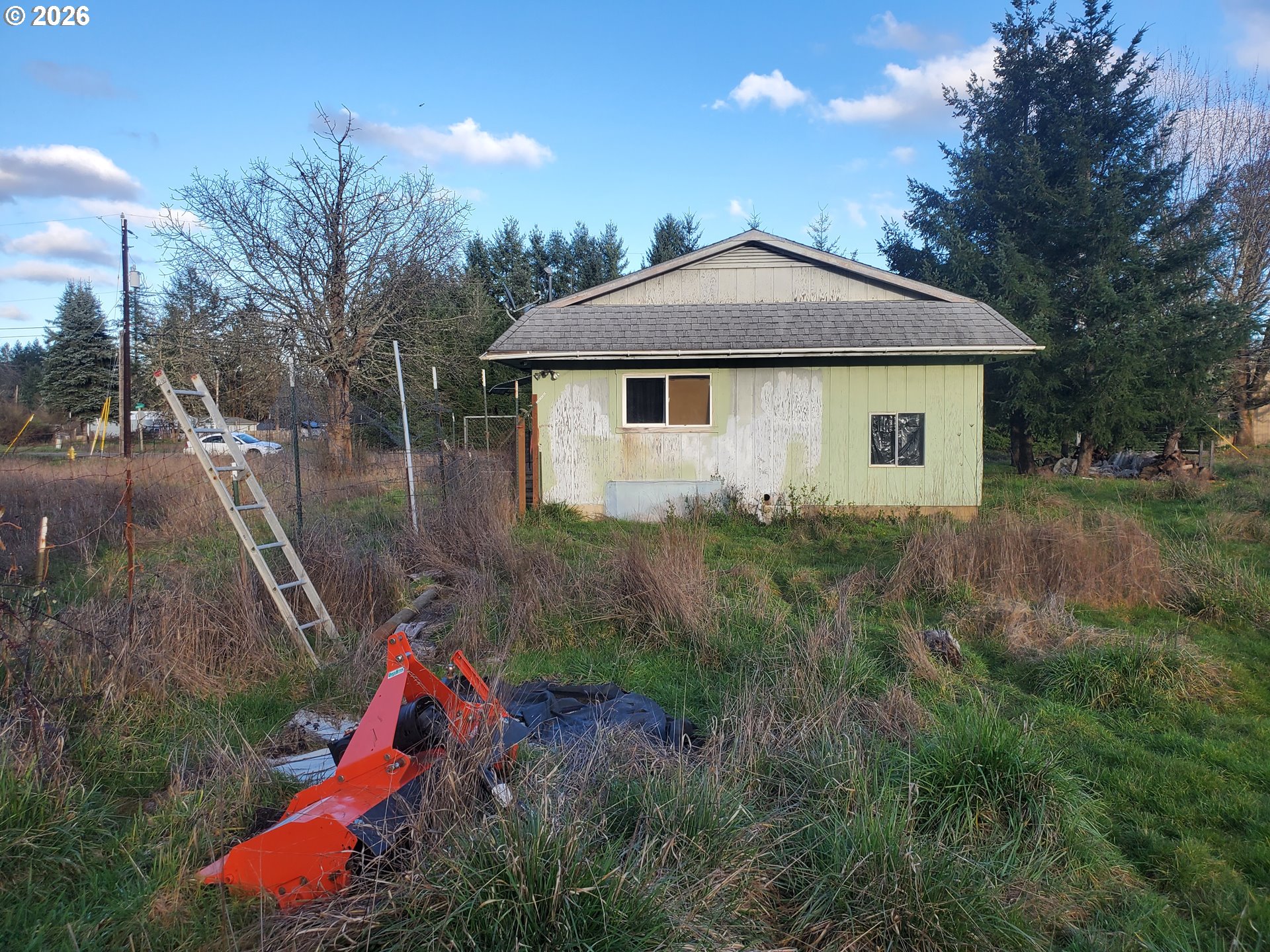 main property photo 11