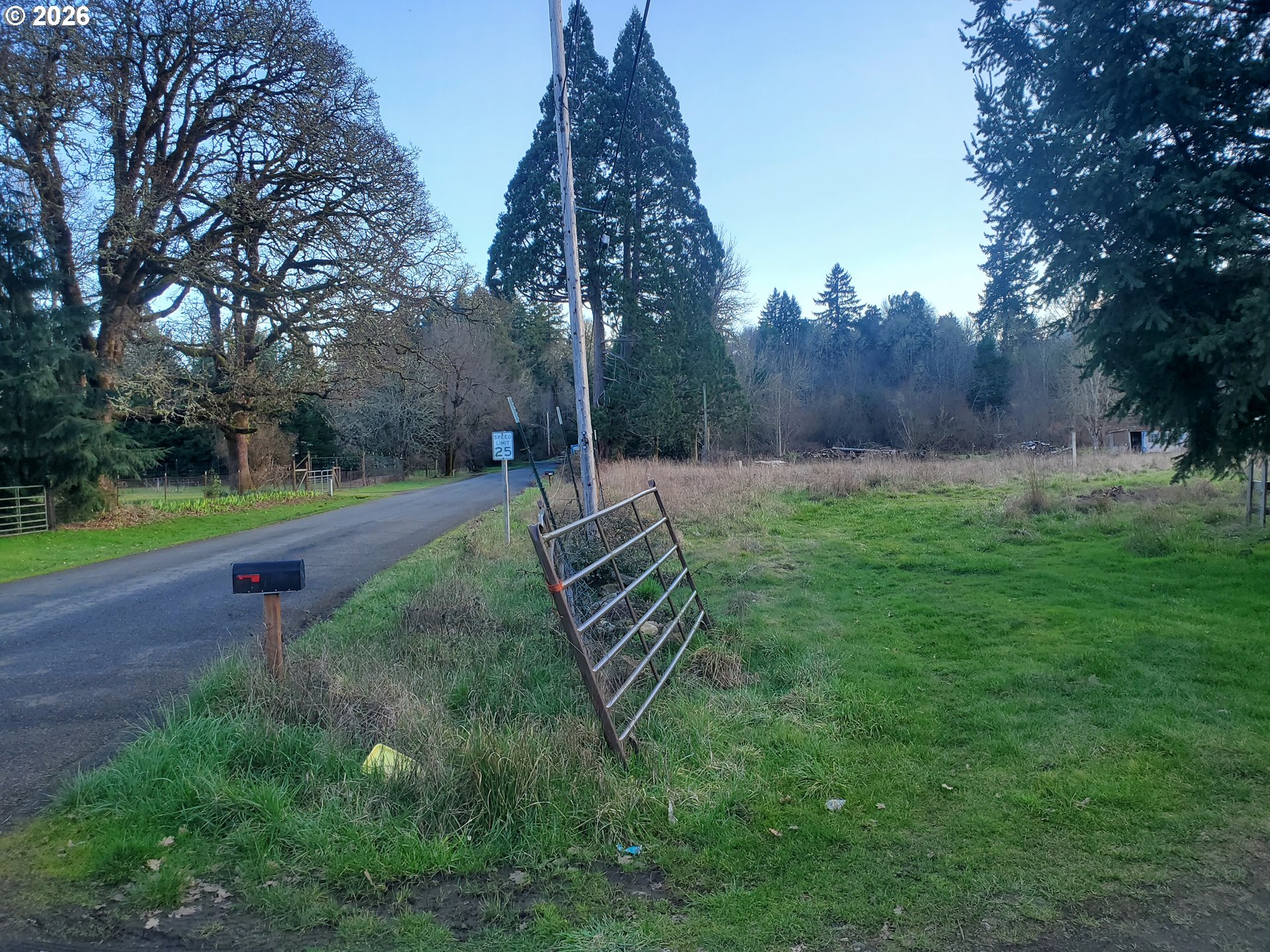 main property photo 17