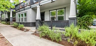 image of property with 1 Bed | 1 Bath | 571 Sqft