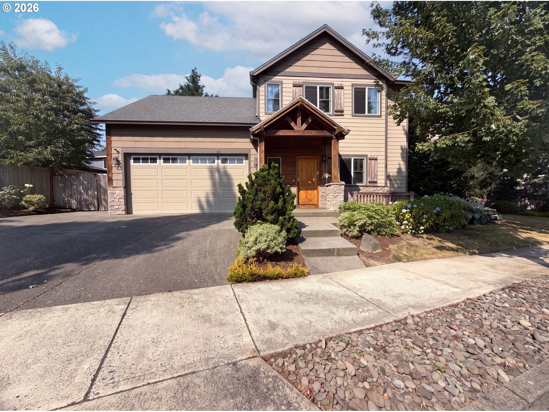 main property photo 0
