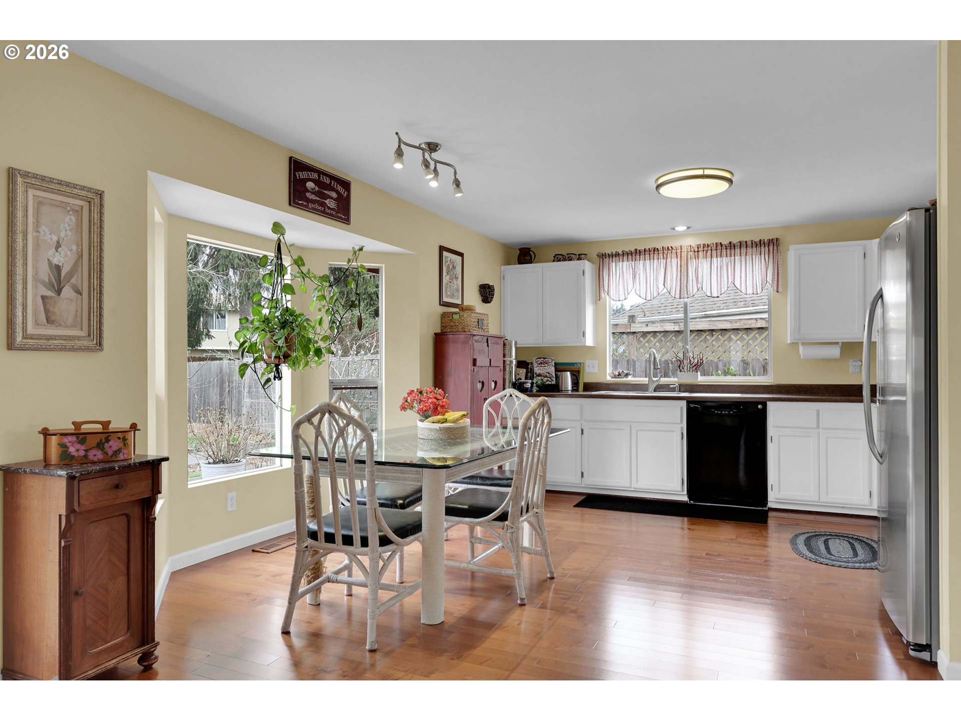 property viewer photo 13