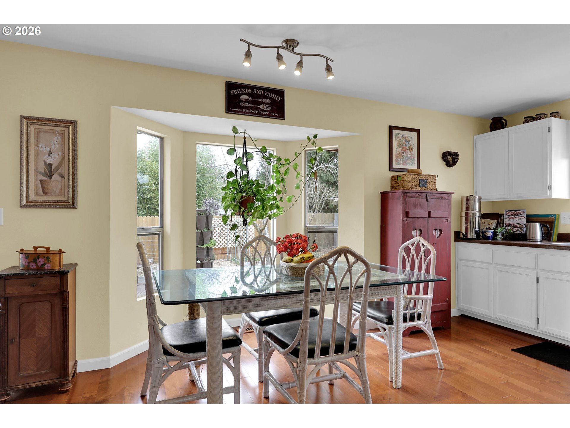 property viewer photo 14